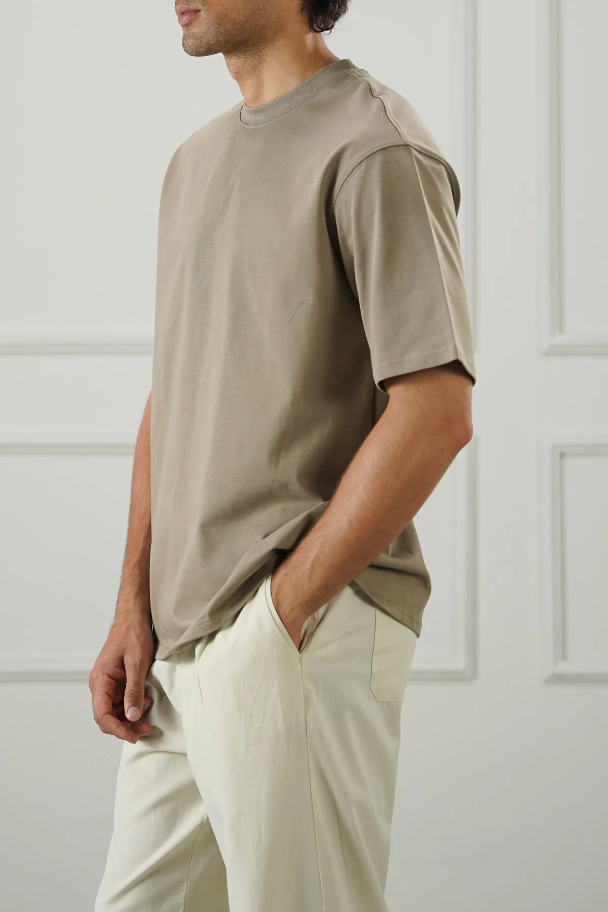 SEAMLESS DOUBLE-LAYERED TEE