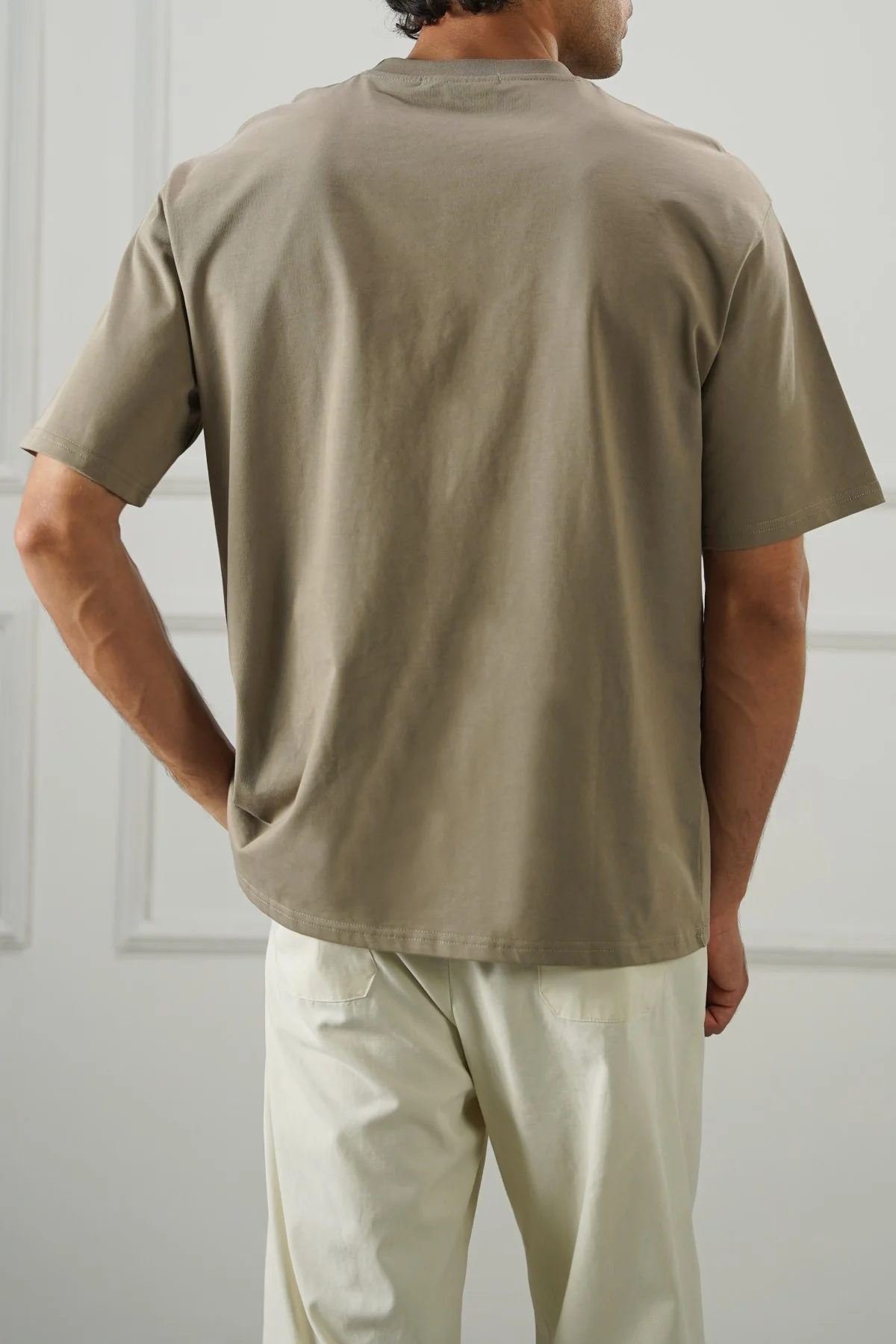 SEAMLESS DOUBLE-LAYERED TEE - Image 6