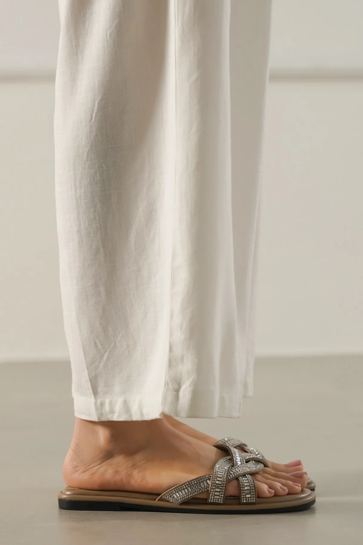MERINO STUDDED SLIDES - Image 2
