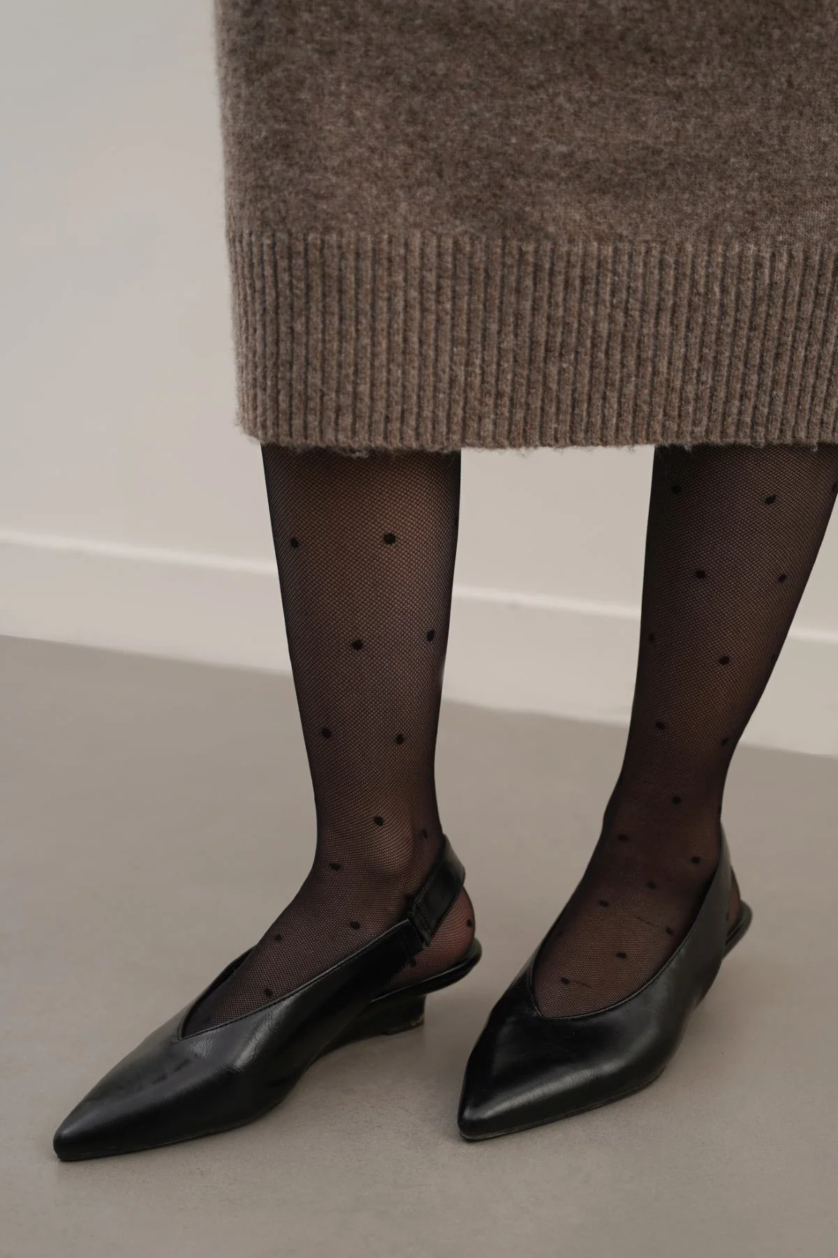 MESH DOT STOCKINGS - Image 3