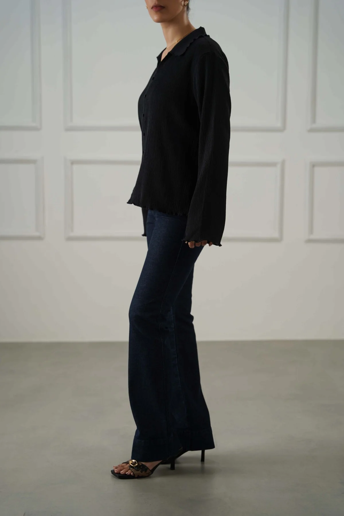 MID-RISE KICK FLARE JEANS - Image 4