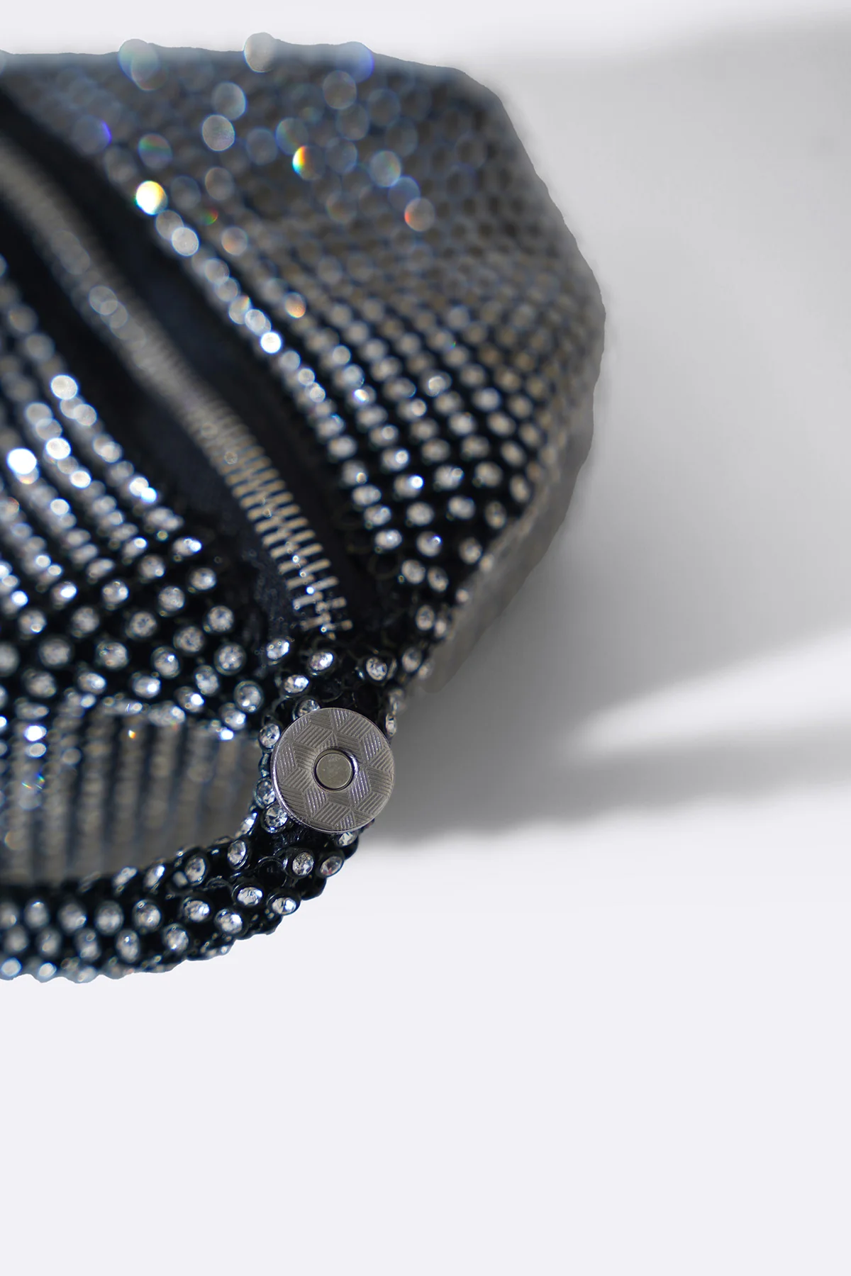 MINI STUD WRIST BAG - Image 3