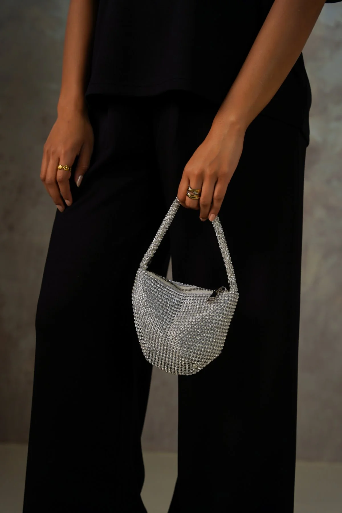 MINI STUD WRIST BAG - Image 4