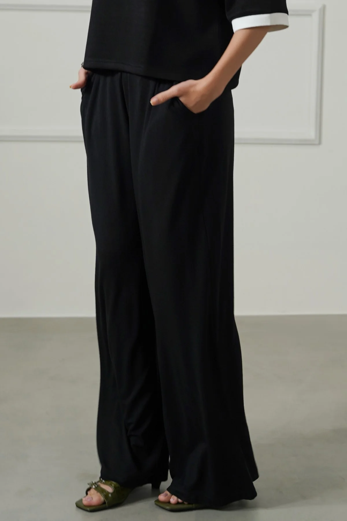 MODAL FLOWY PANTS - Image 5