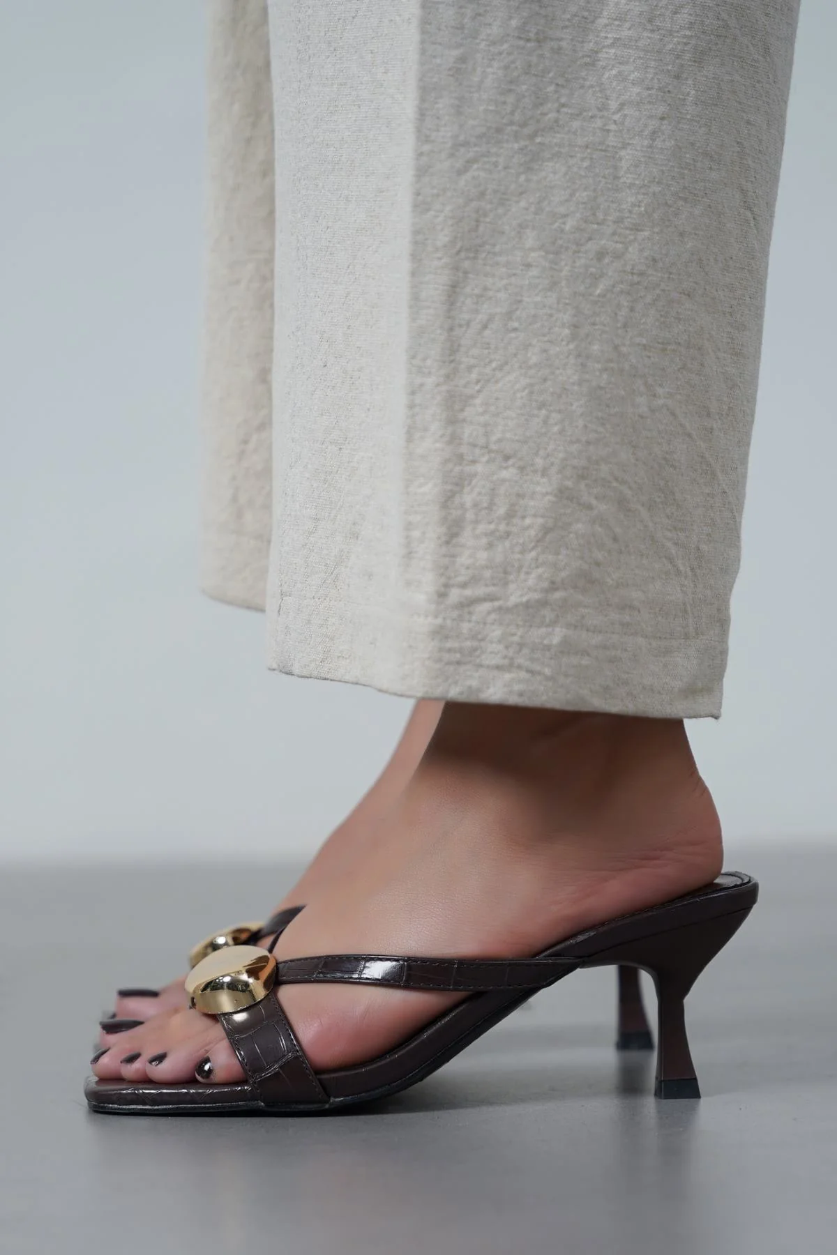 OLD SCHOOL HEELS - Image 5