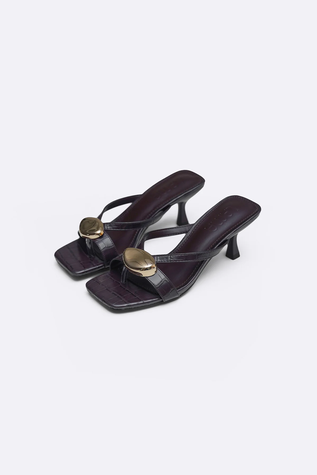OLD SCHOOL HEELS - Image 7