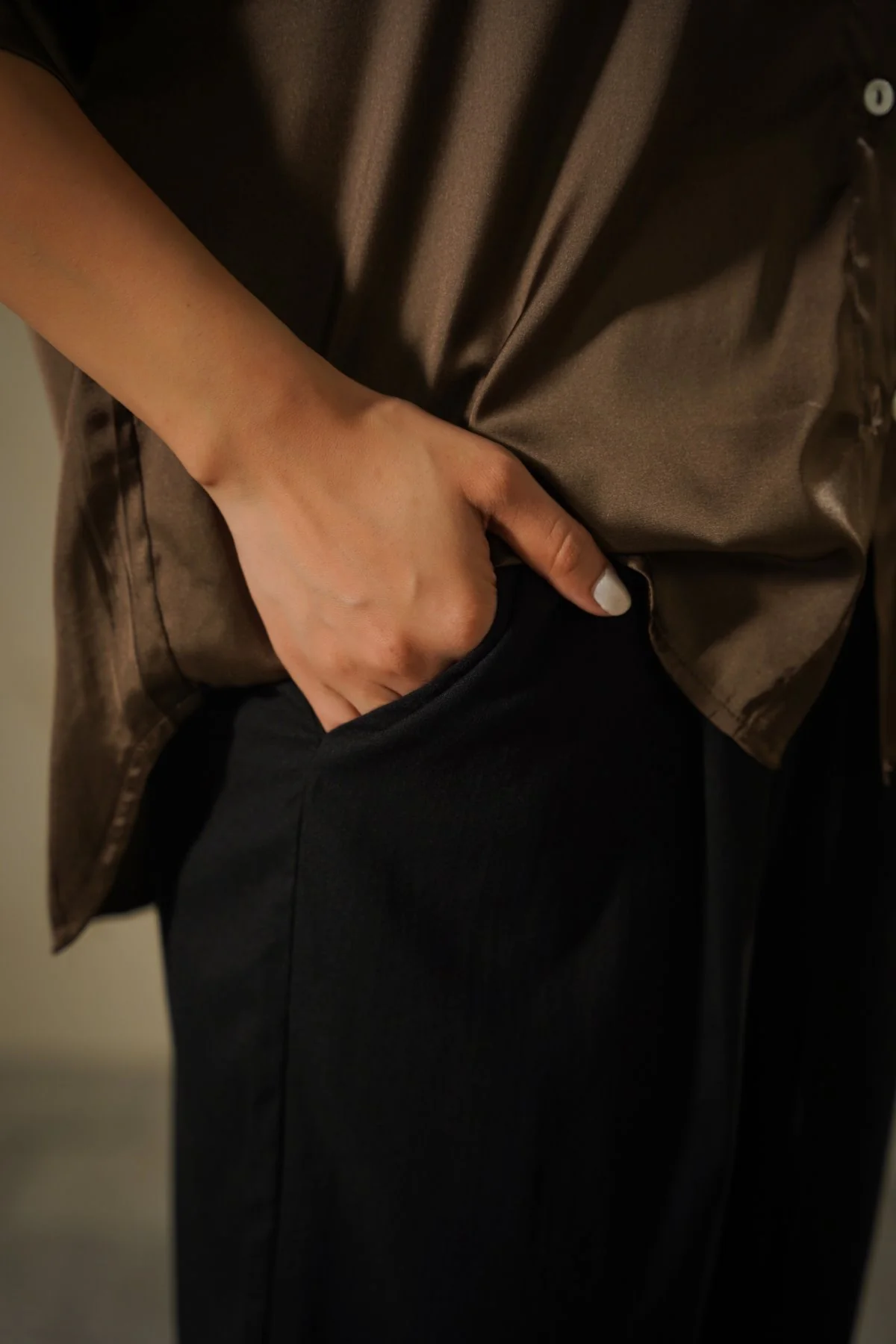 PANTS WITH STATEMENT DRAWSTRING - Image 2