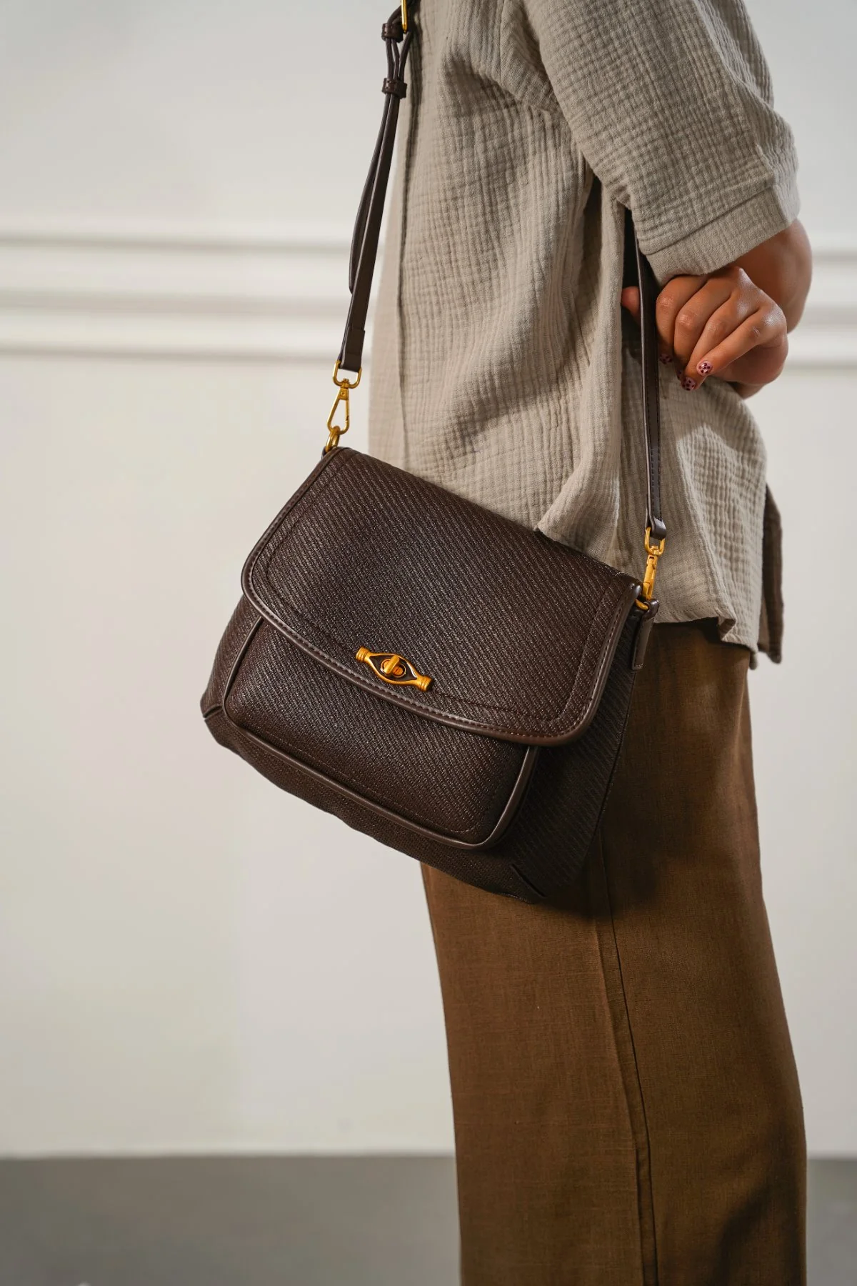PETRA SHOULDER BAG - Image 4