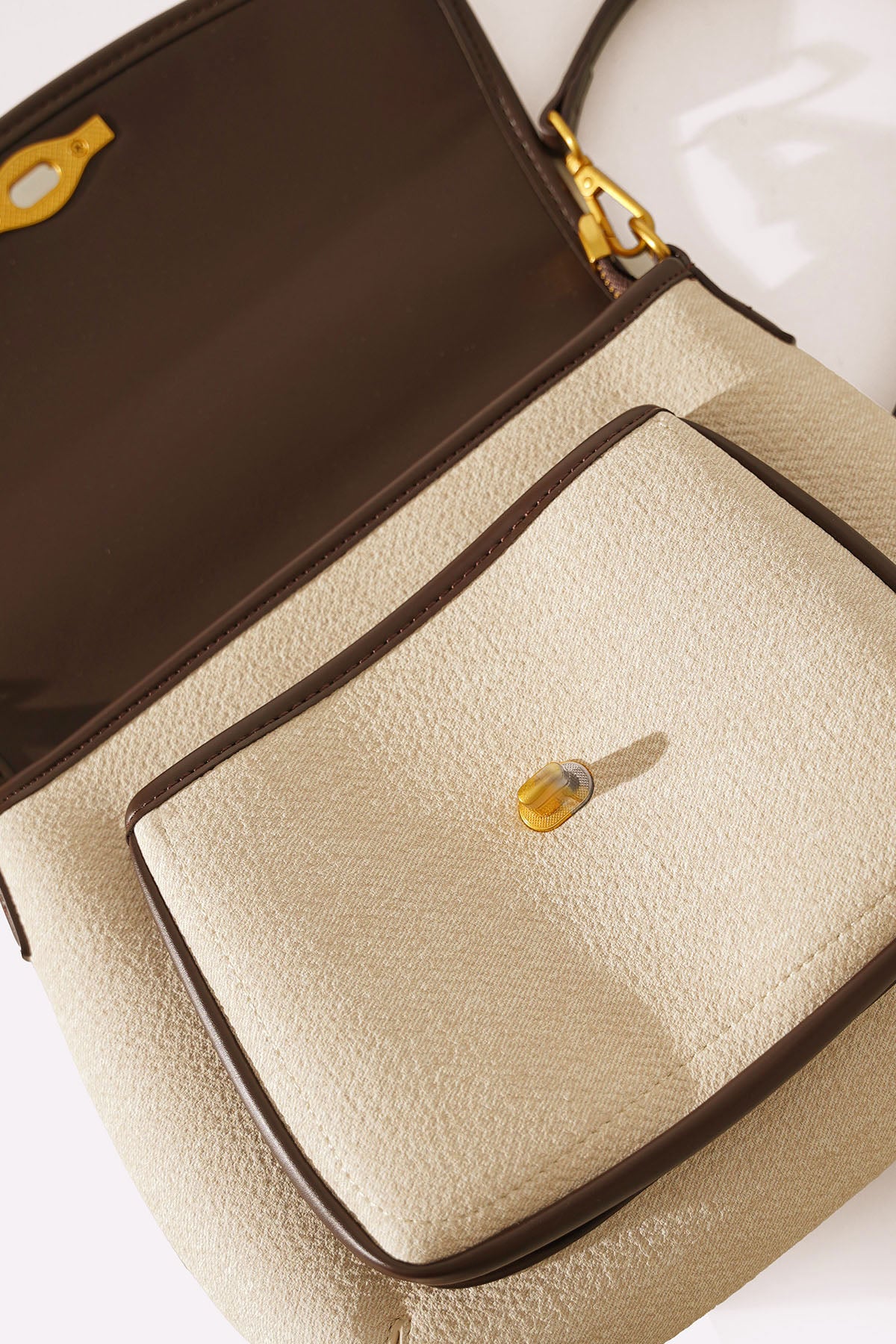 PETRA SHOULDER BAG - Image 10
