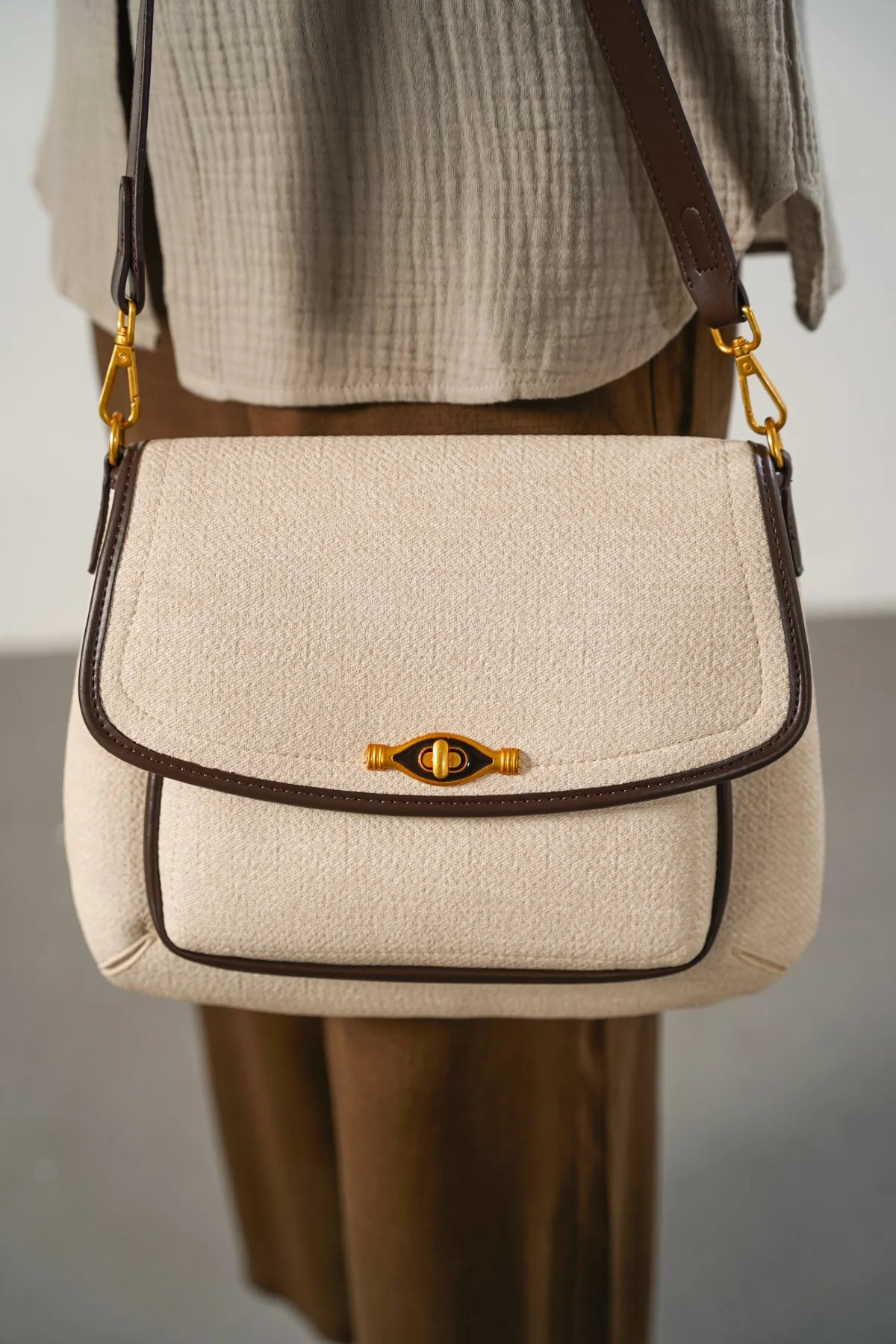 PETRA SHOULDER BAG - Image 5