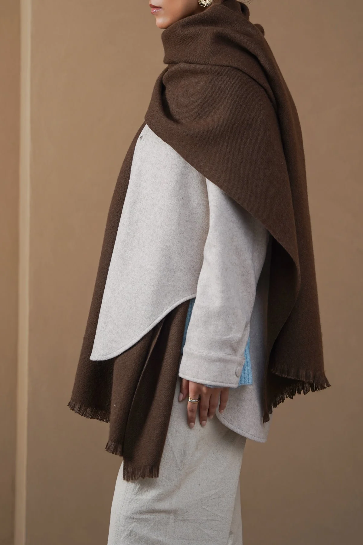 PLUSH REVERSIBLE SCARF - Image 3