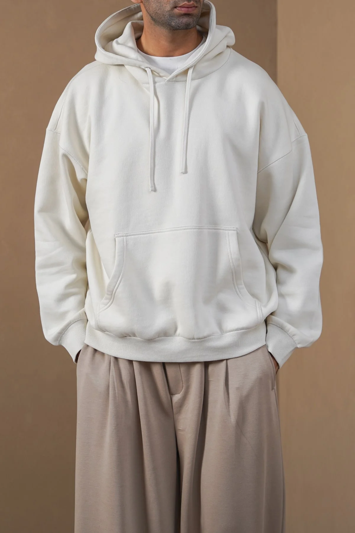 CLASSIC OVERSIZED HOODIE