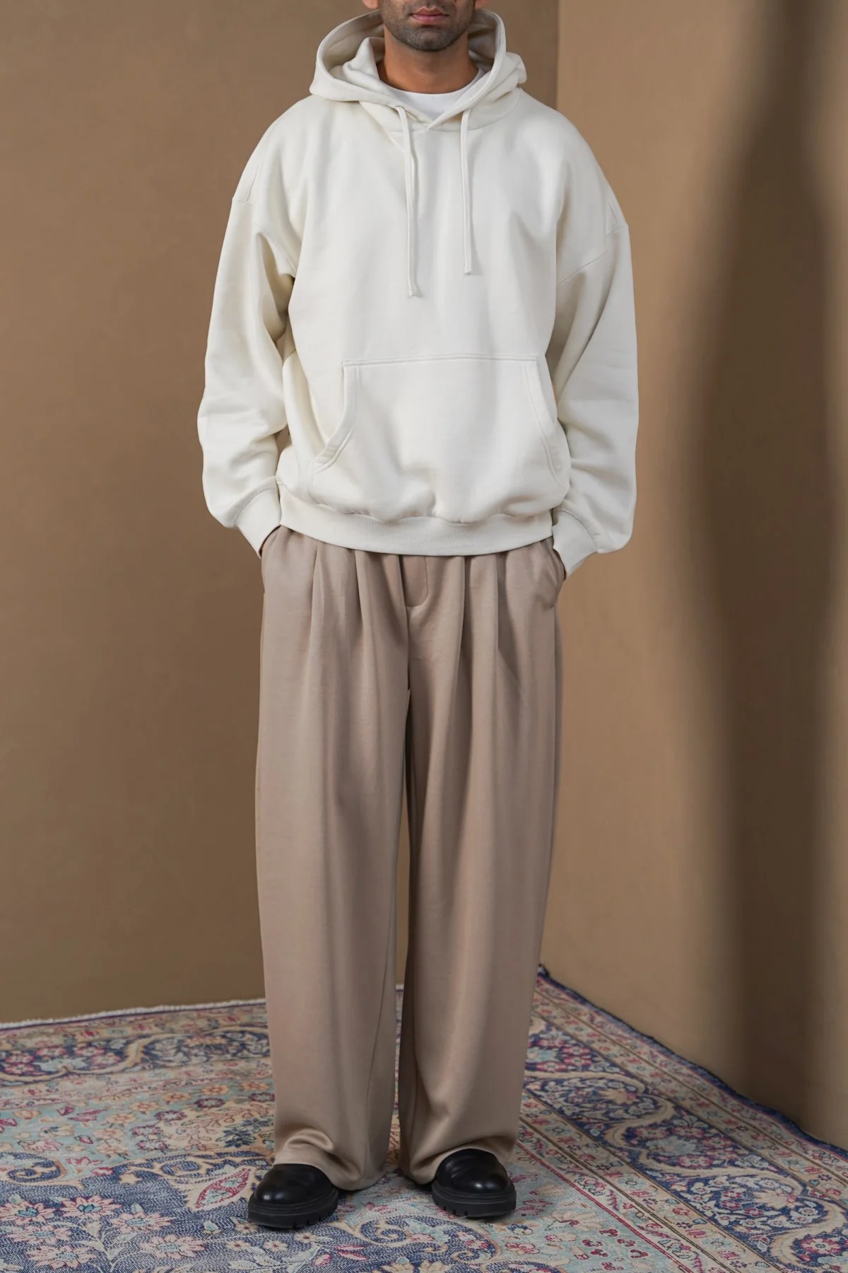 CLASSIC OVERSIZED HOODIE - Image 3