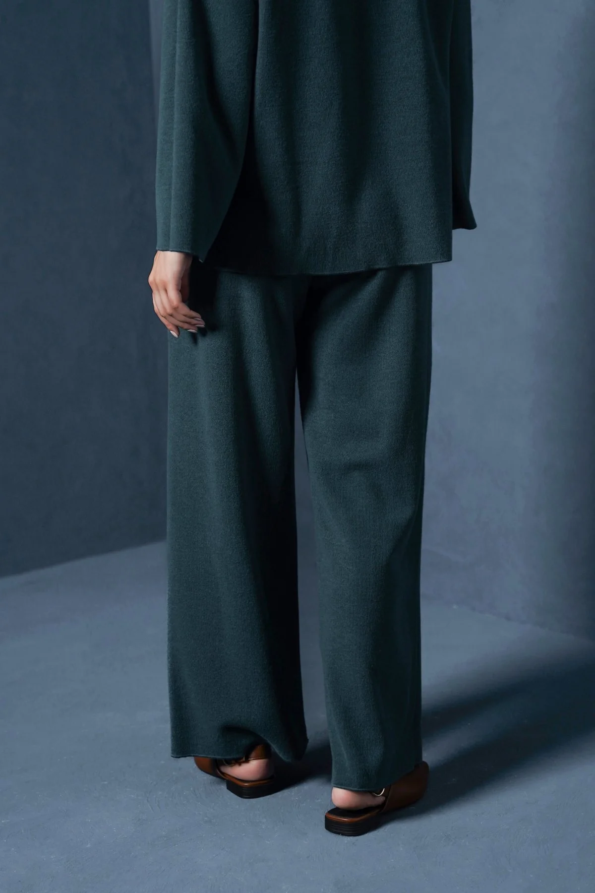 RETREAT SWEATPANTS - Image 5