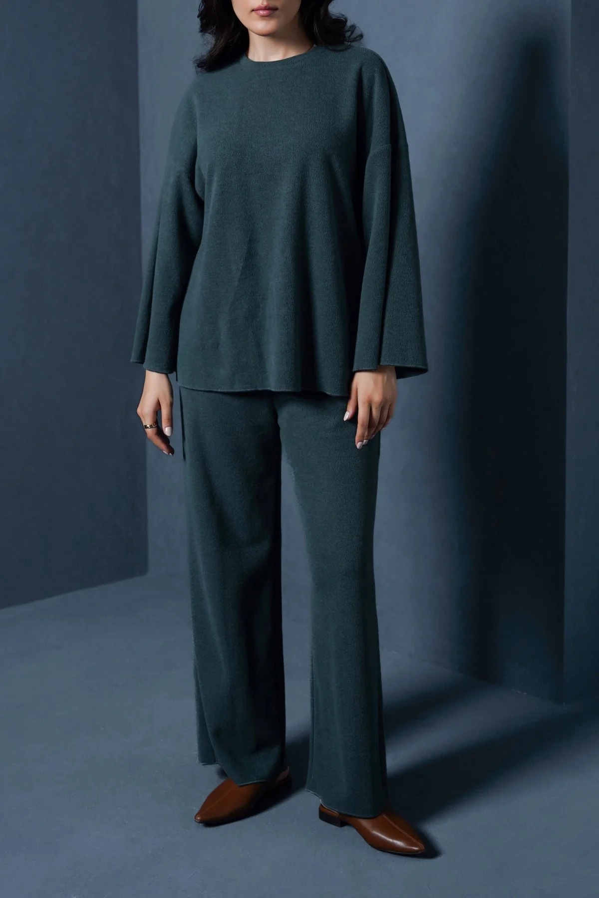 RETREAT SWEATSHIRT - Image 4