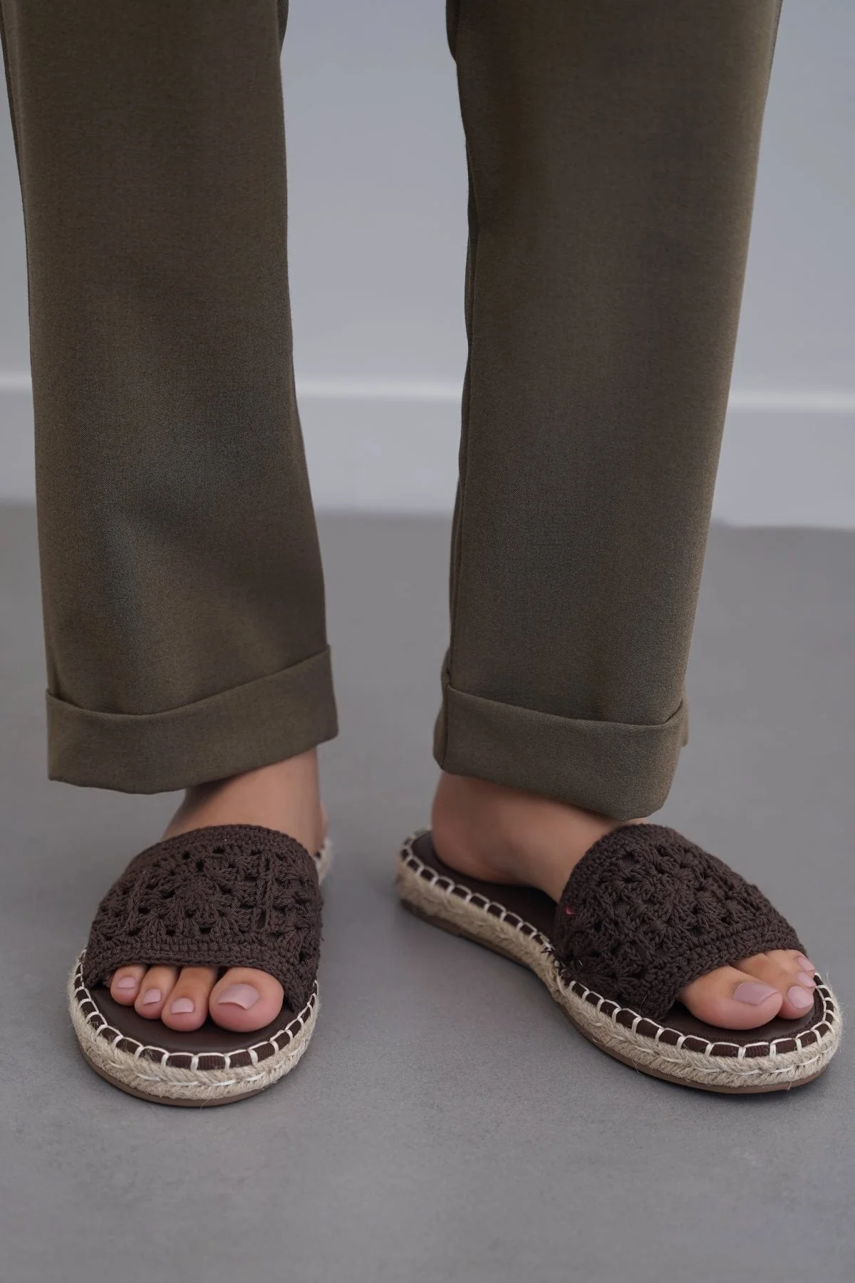 ROMA WOVEN SLIDES - Image 2