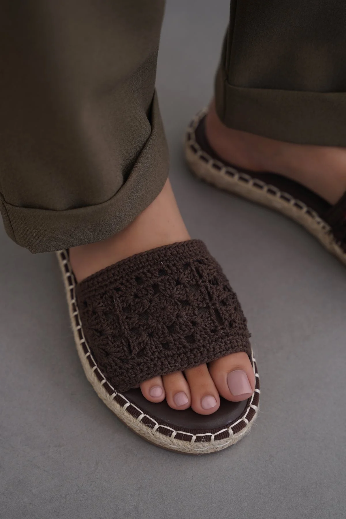 ROMA WOVEN SLIDES - Image 4