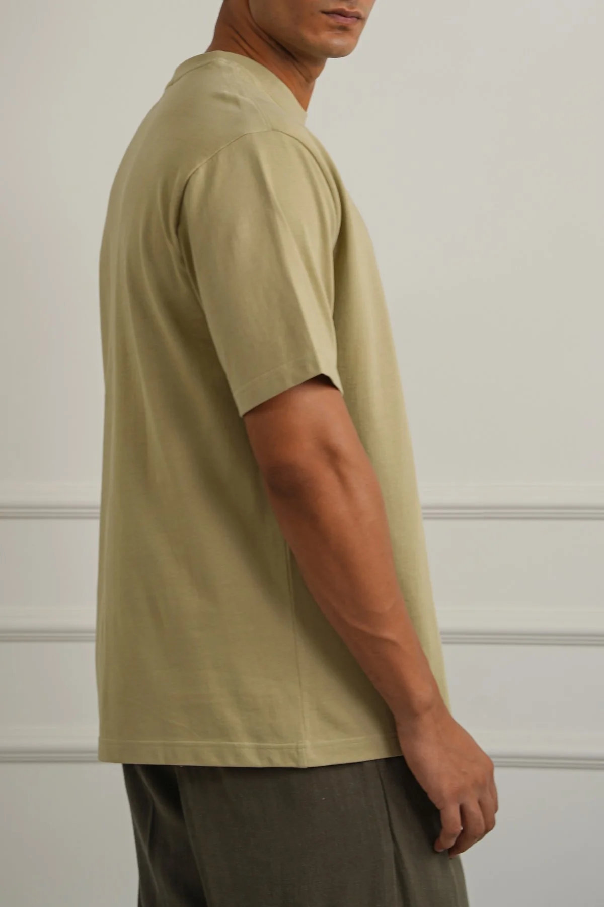 ROSE GRAPHIC TEE - Image 4