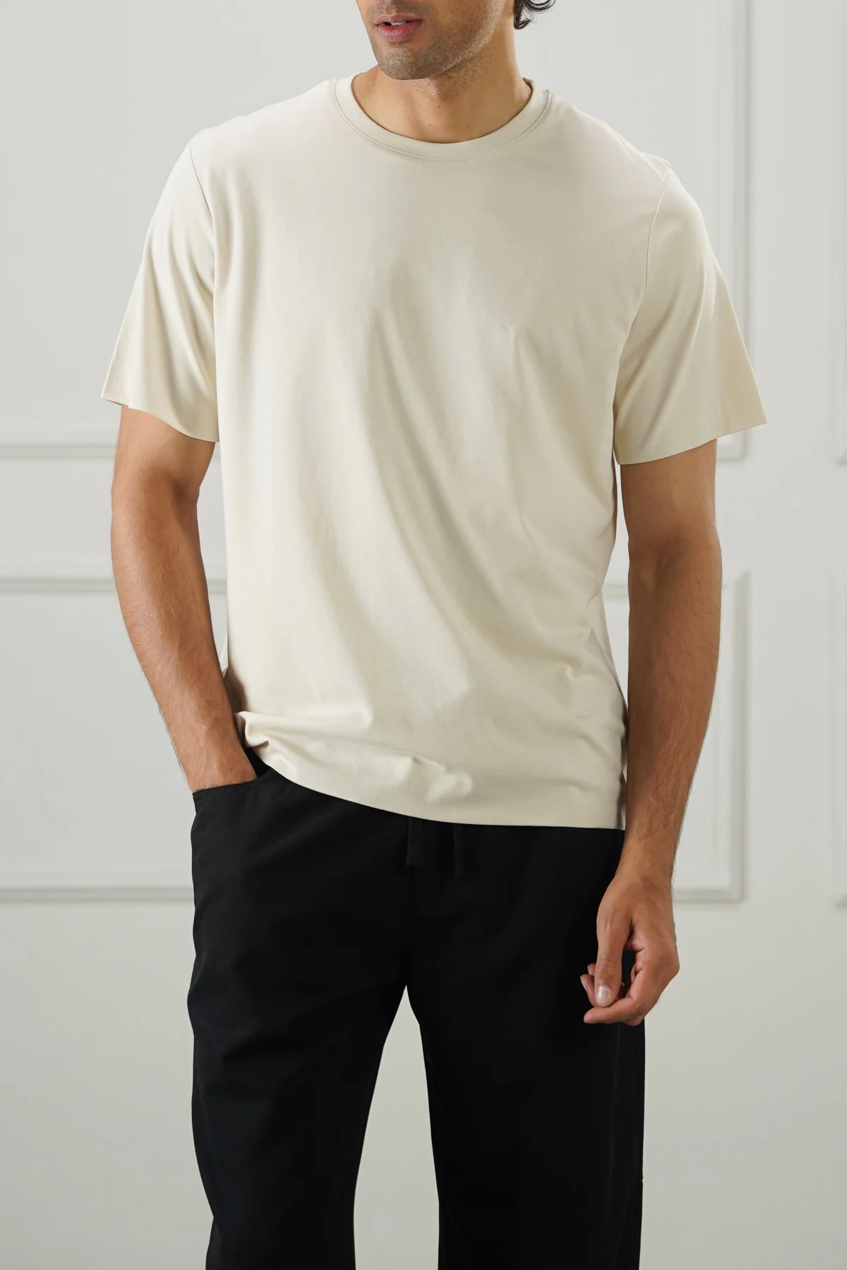 SEAMLESS DOUBLE-LAYERED TEE