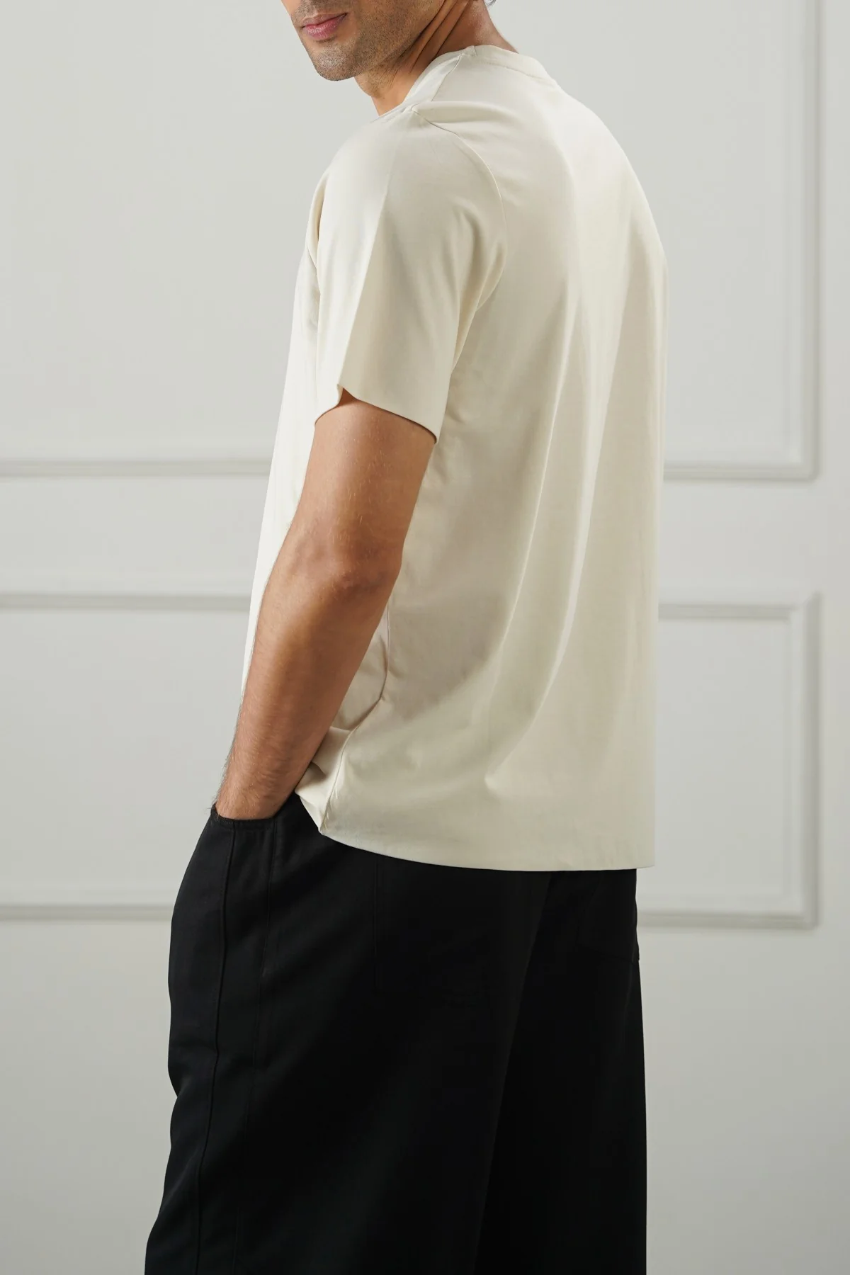 SEAMLESS DOUBLE-LAYERED TEE - Image 5