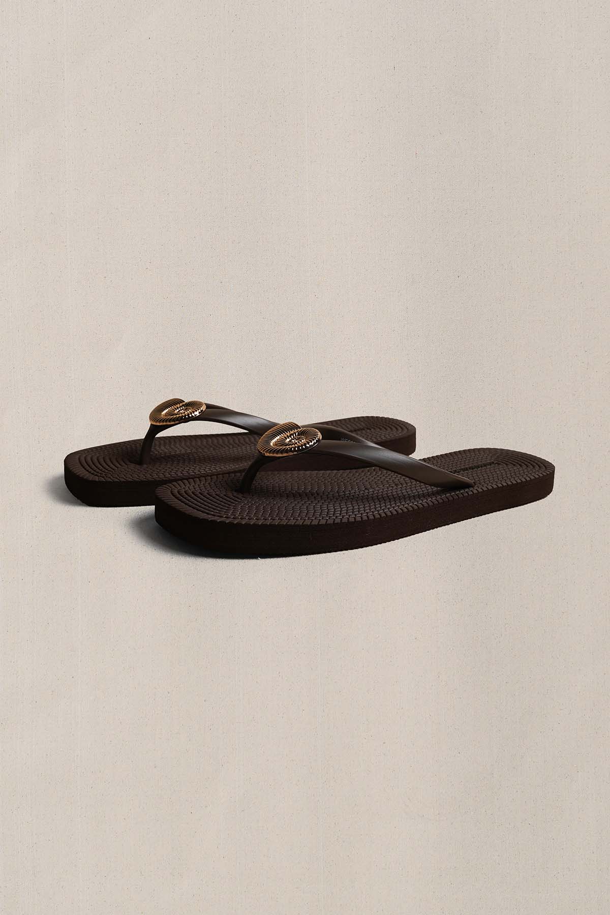 SEASHELL SLIPPERS - Image 5