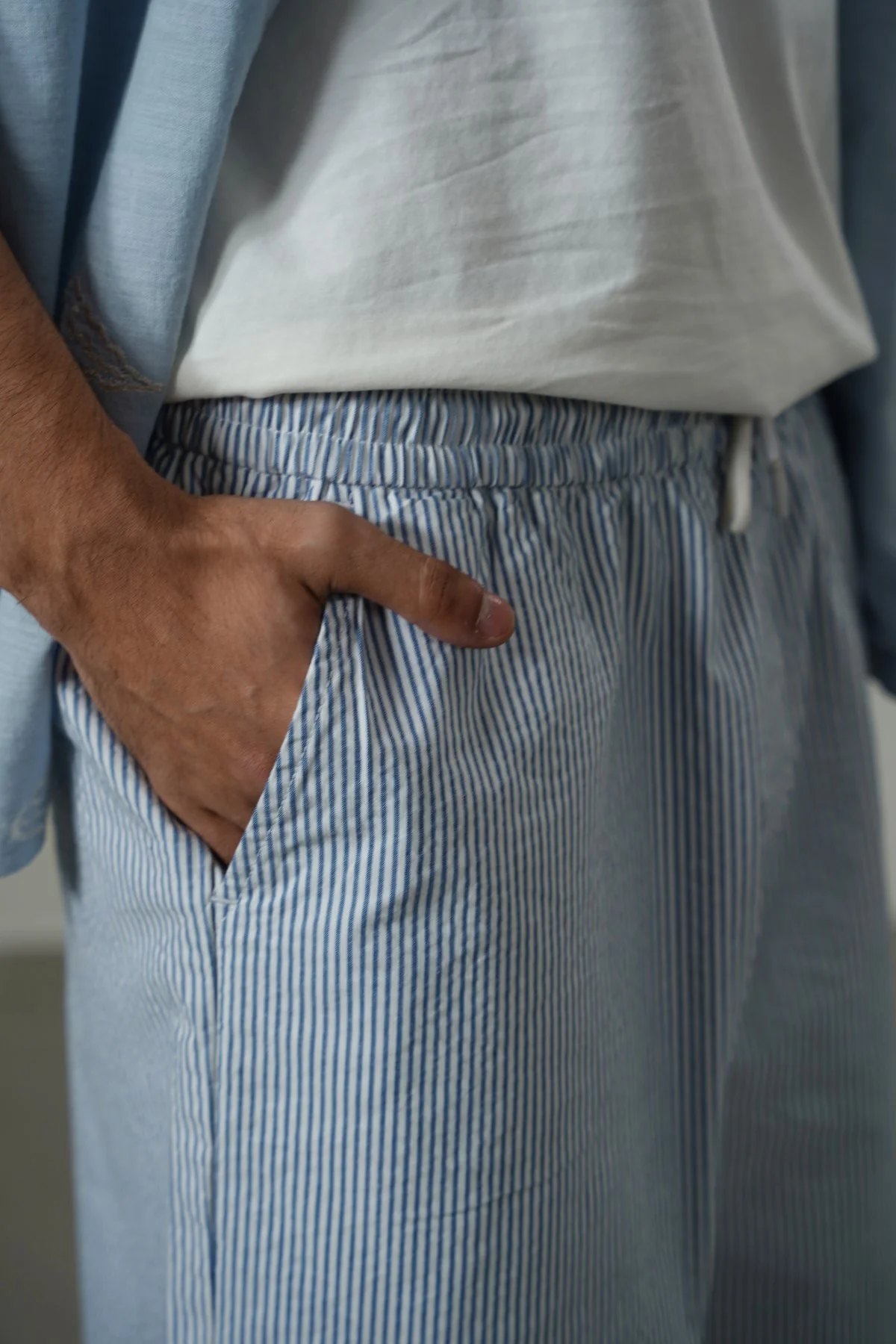 SEERSUCKER SHORTS - Image 4