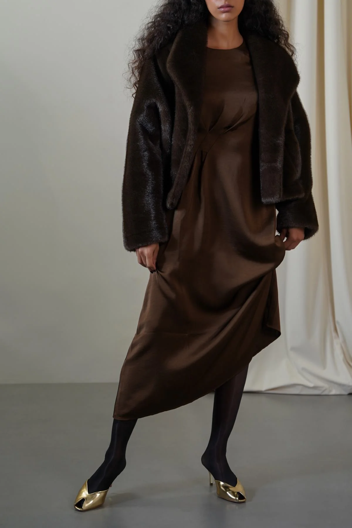 SHORT WRAP FUR JACKET - Image 5