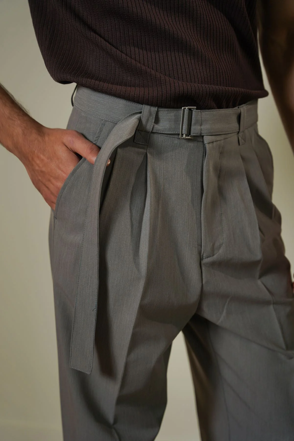 SIGNATURE BELTED PANTS - Image 4