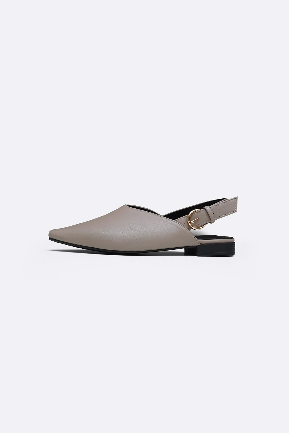 SLINGBACK PUMPS