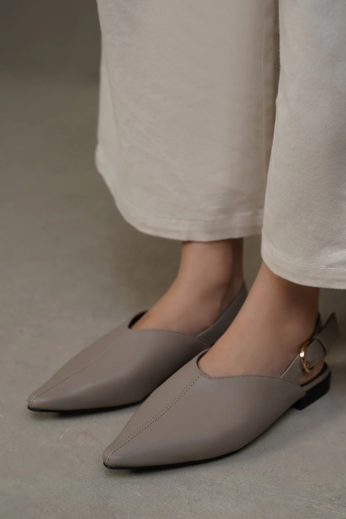 SLINGBACK PUMPS - Image 6