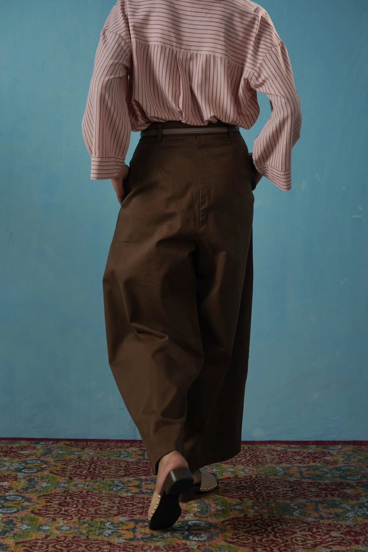 SLOUCHY EASE PANTS - Image 4