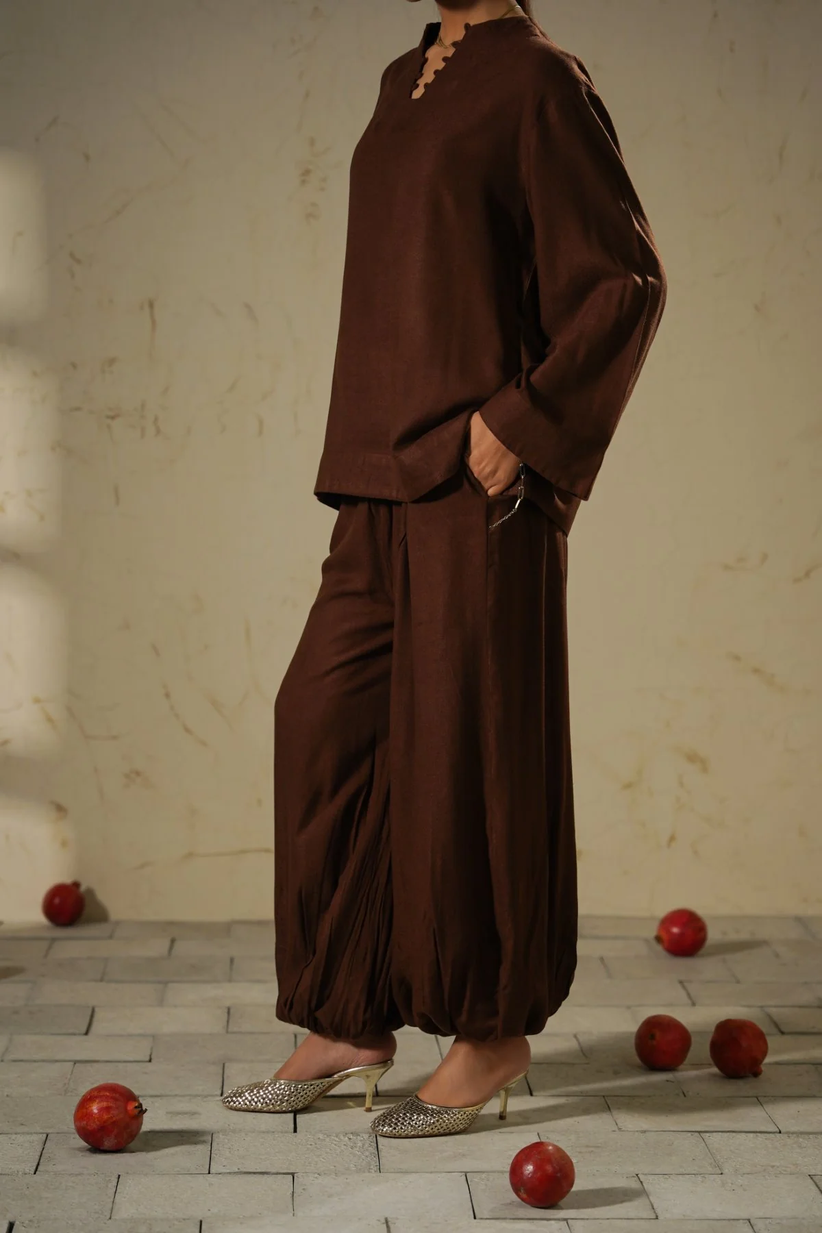 SLOUCHY V-NECK BLOUSE - Image 5