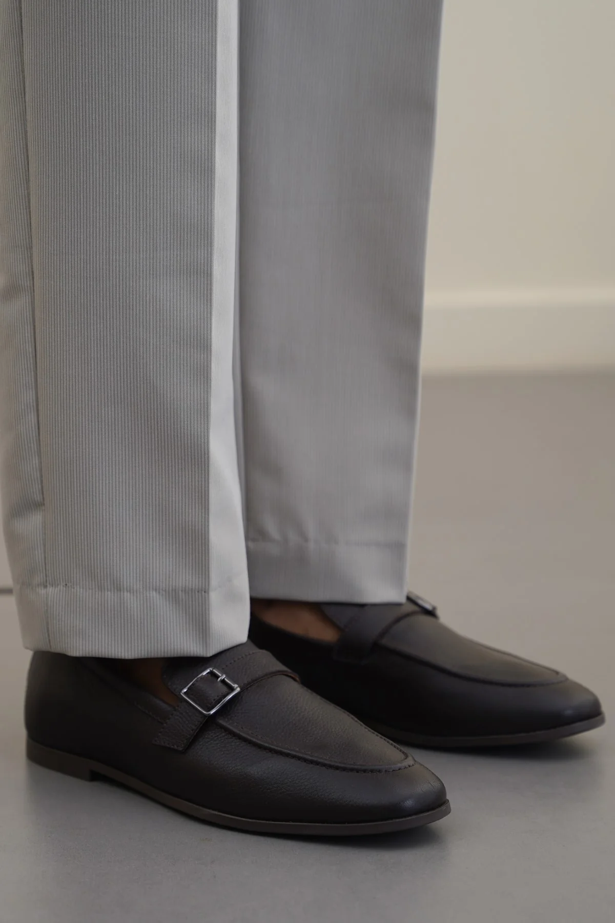 SMART BUCKLE LOAFERS - Image 2