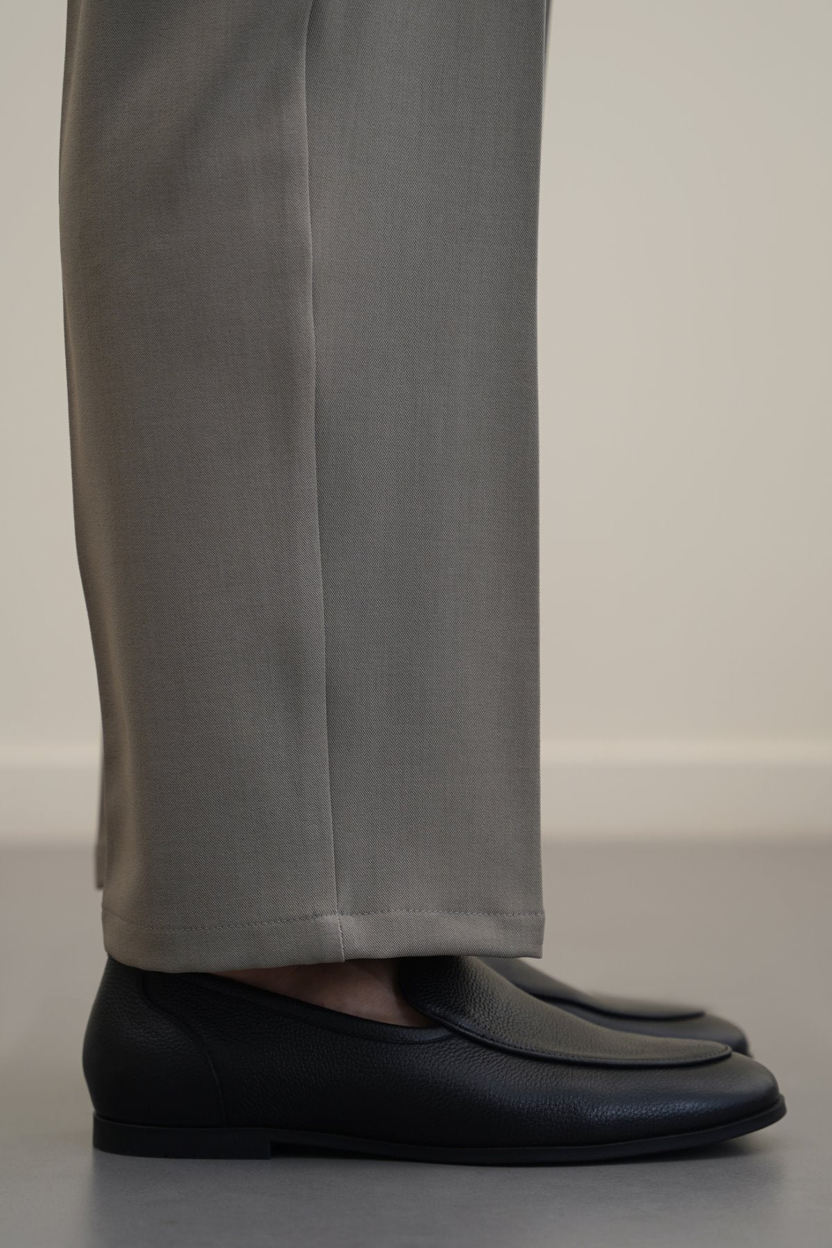 SMART LEATHER LOAFERS - Image 4