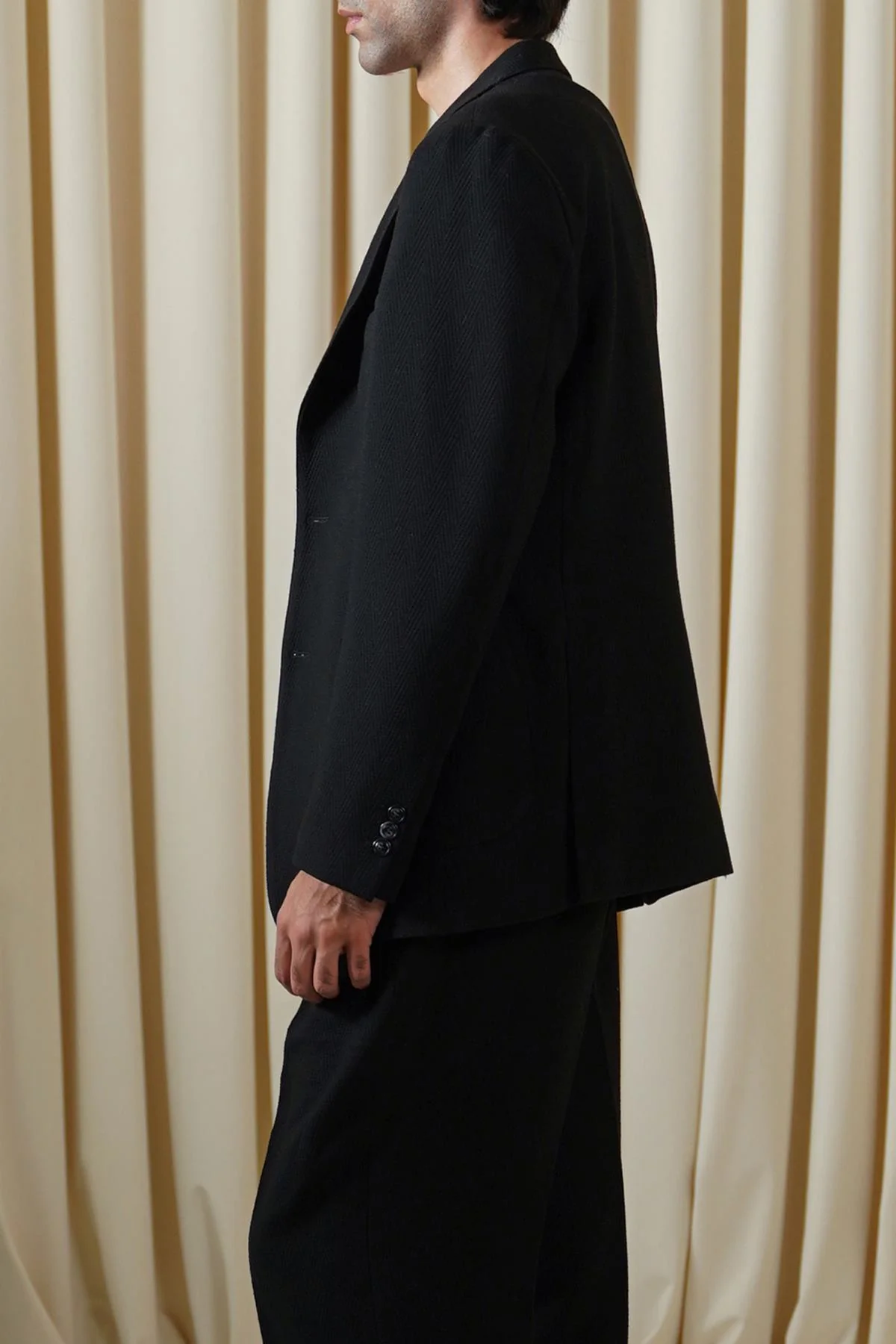 SMART TWO-BUTTON BLAZER - Image 4