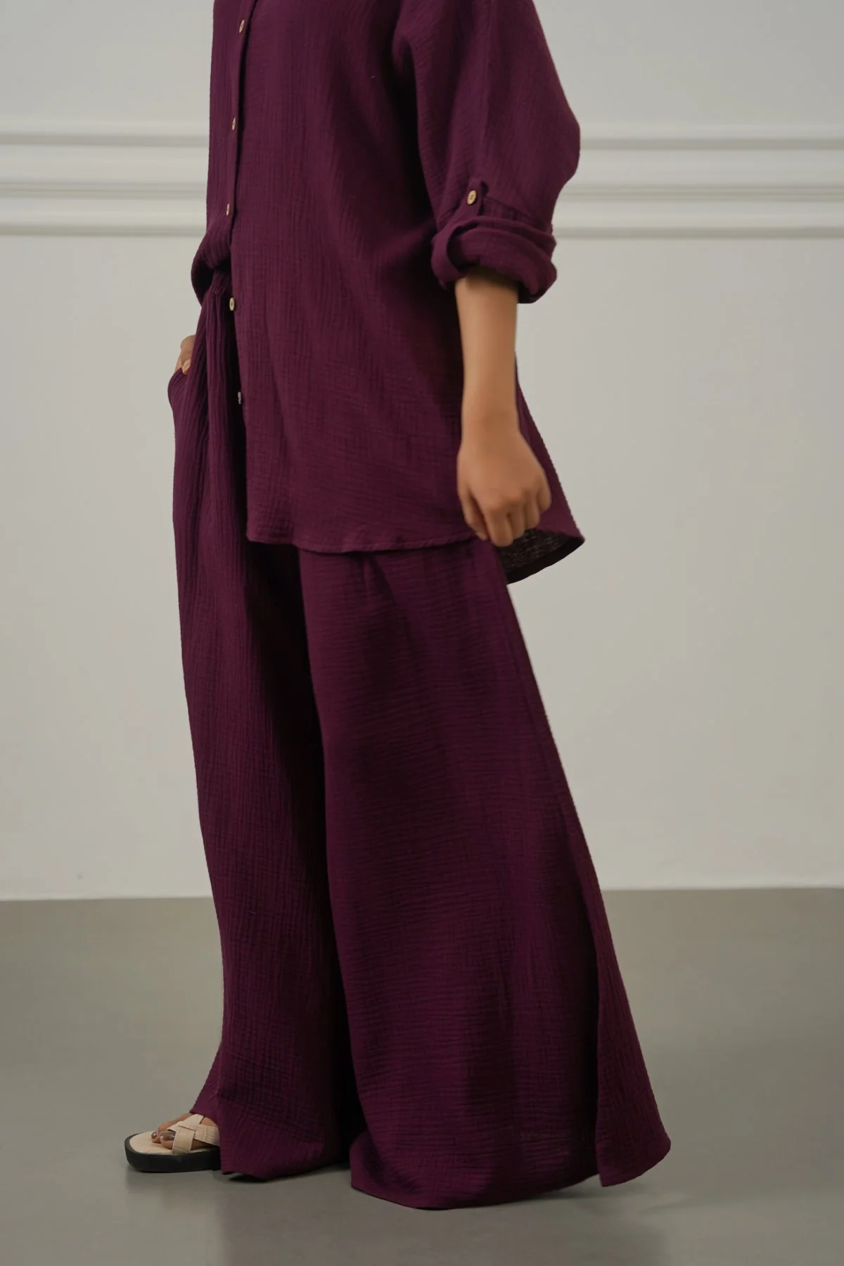 SMOCKED WAIST MUSLIN PANTS - Image 4