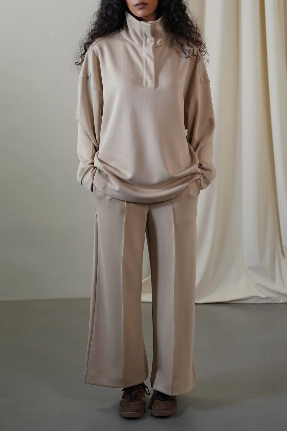 SOFT ALL-DAY PULLOVER