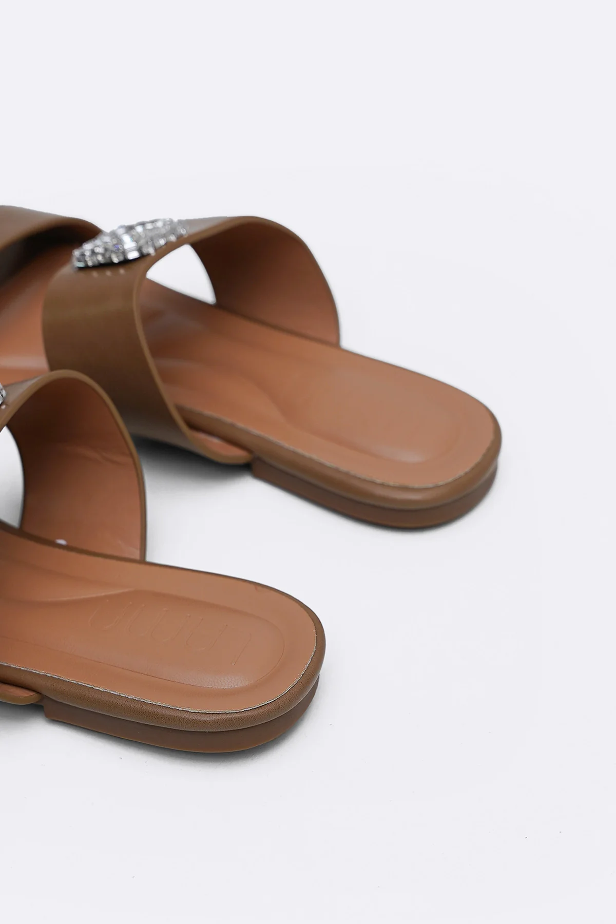 SOFT BROOCH SLIDES - Image 5