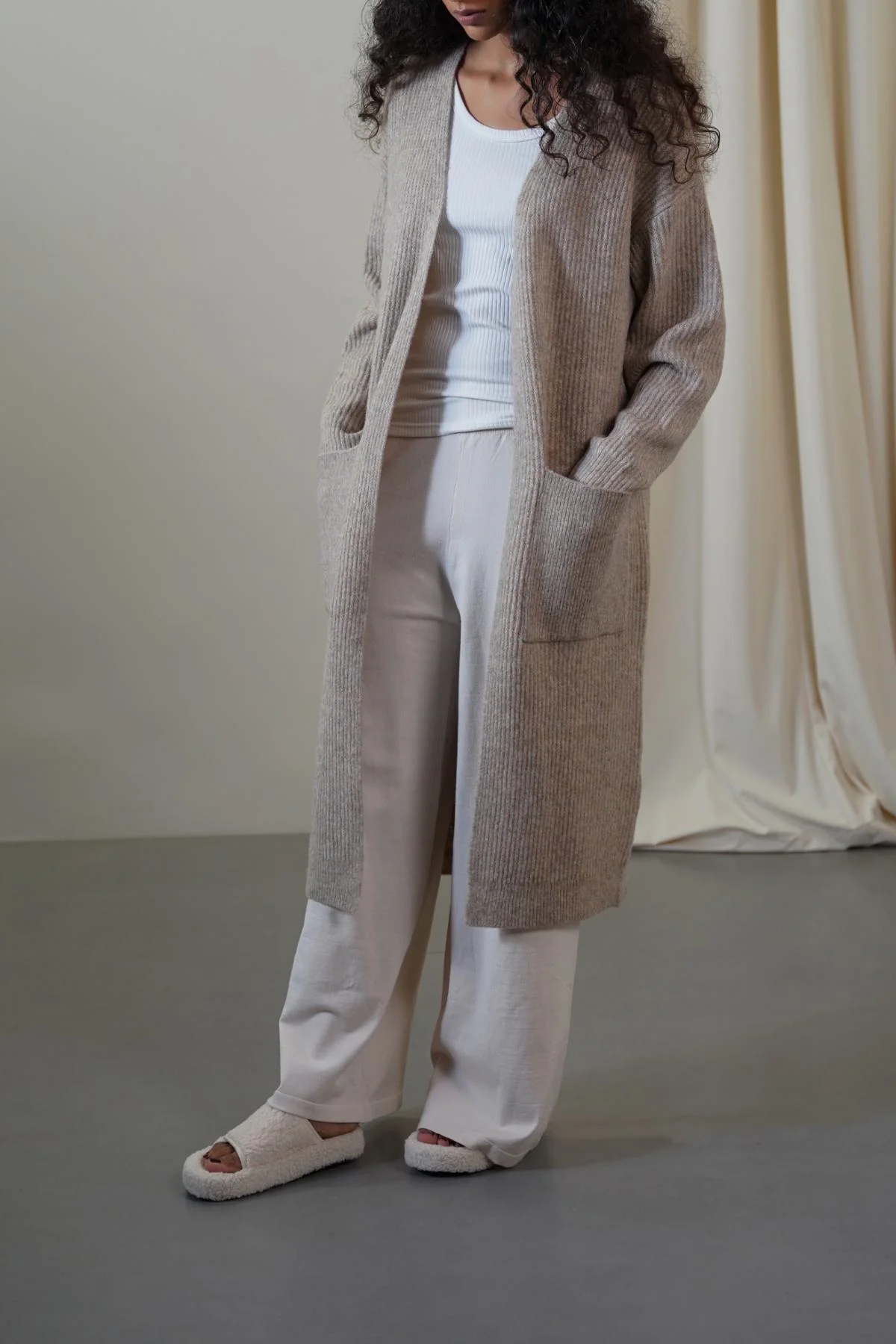 SOFT-KNIT STRAIGHT TROUSERS - Image 4