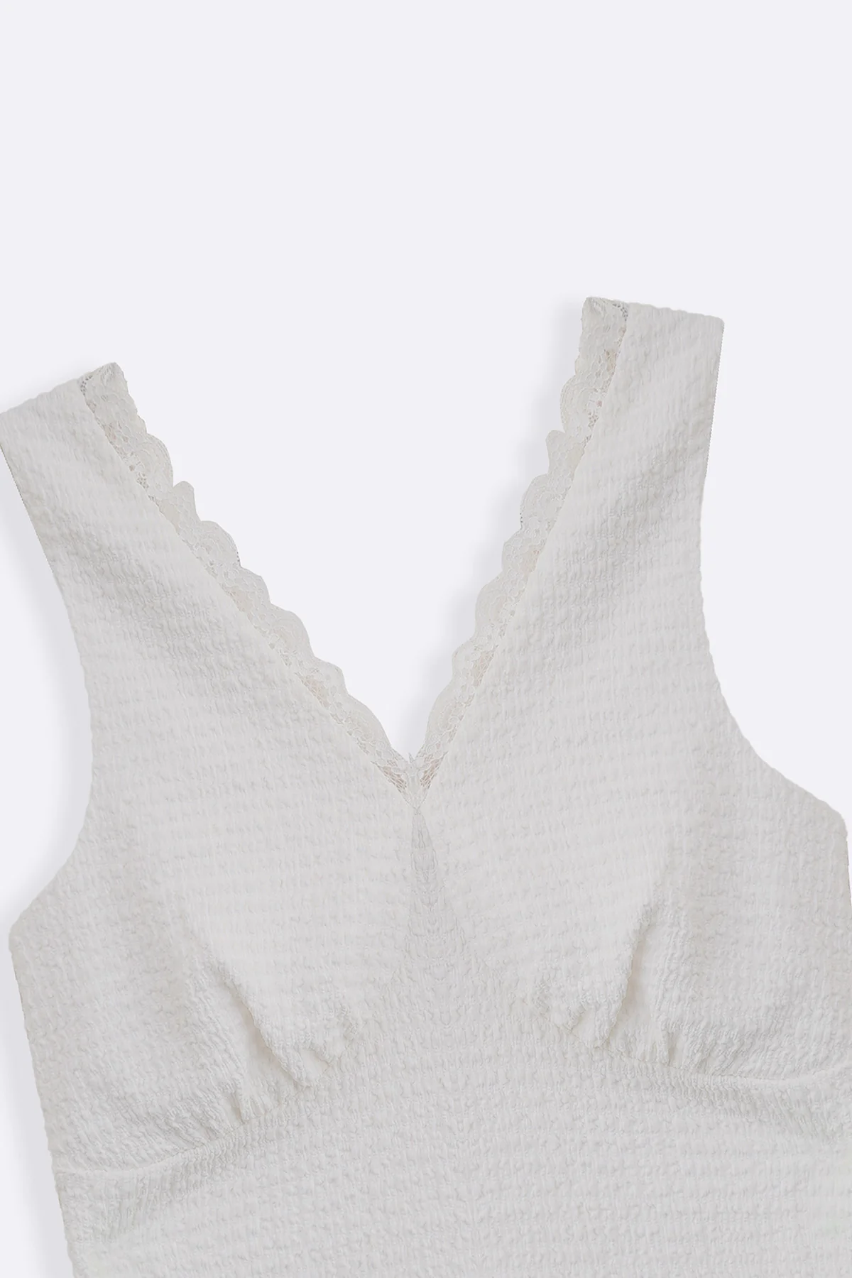 SOFT KNIT V-NECK TANK - Image 4