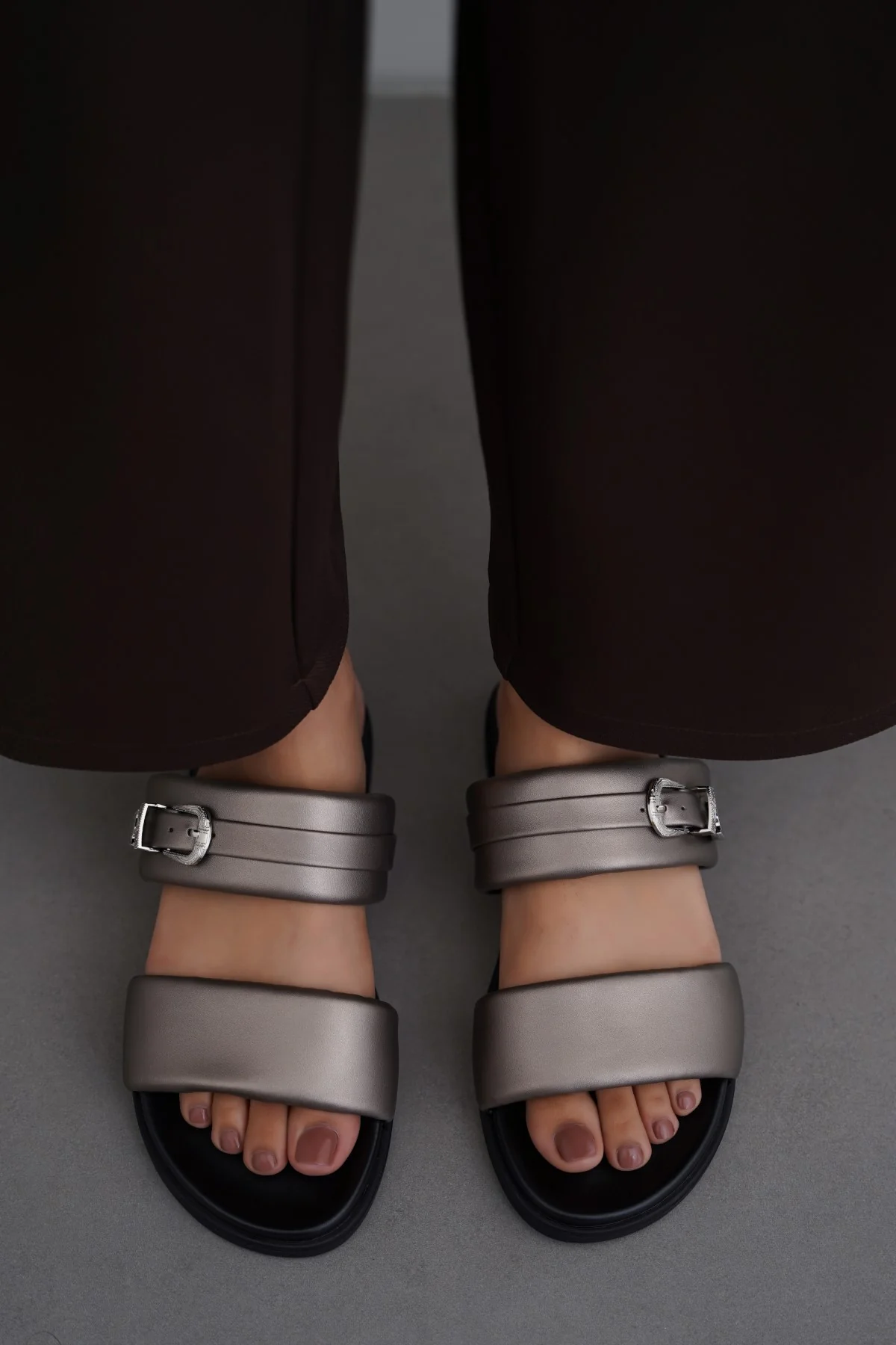 SOFT PALM DRIFT SLIDES - Image 5