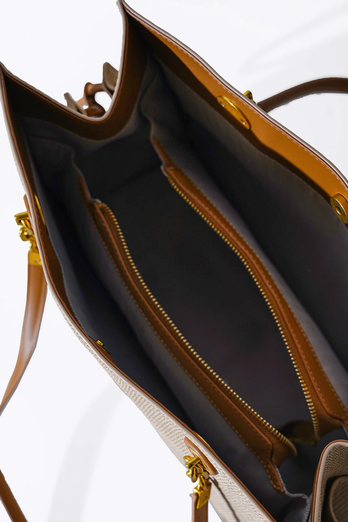 GARRETTE LARGE TOTE - Image 4