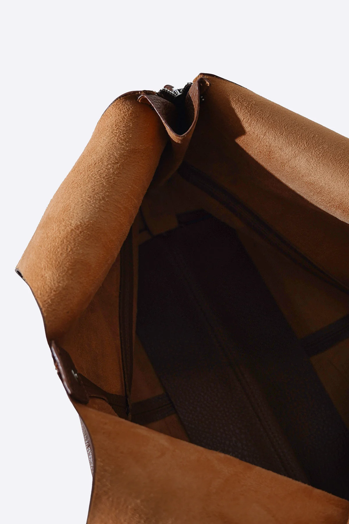 SOFT TRAVELER TOTE - Image 6