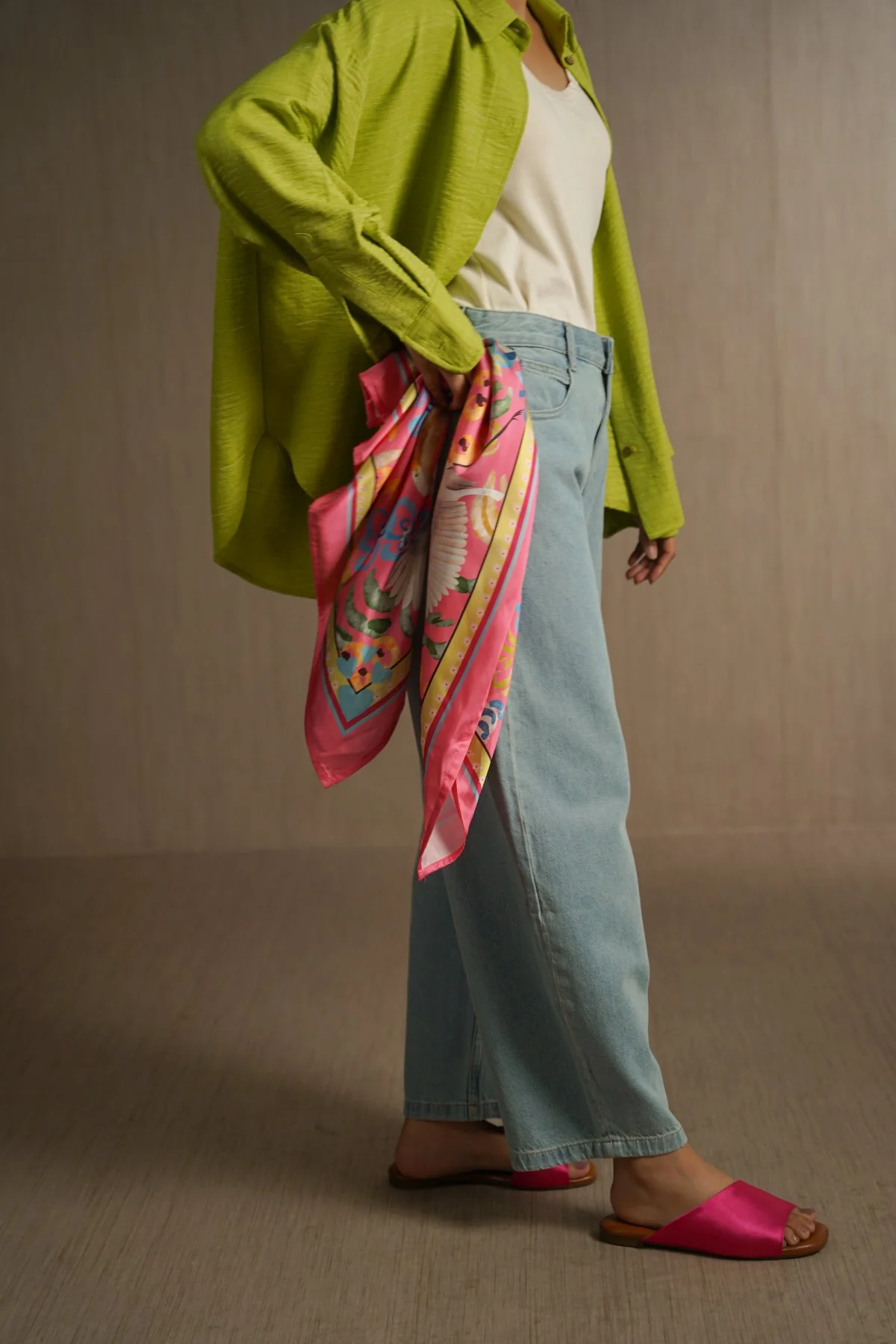 STORK GARDEN SCARF - Image 4