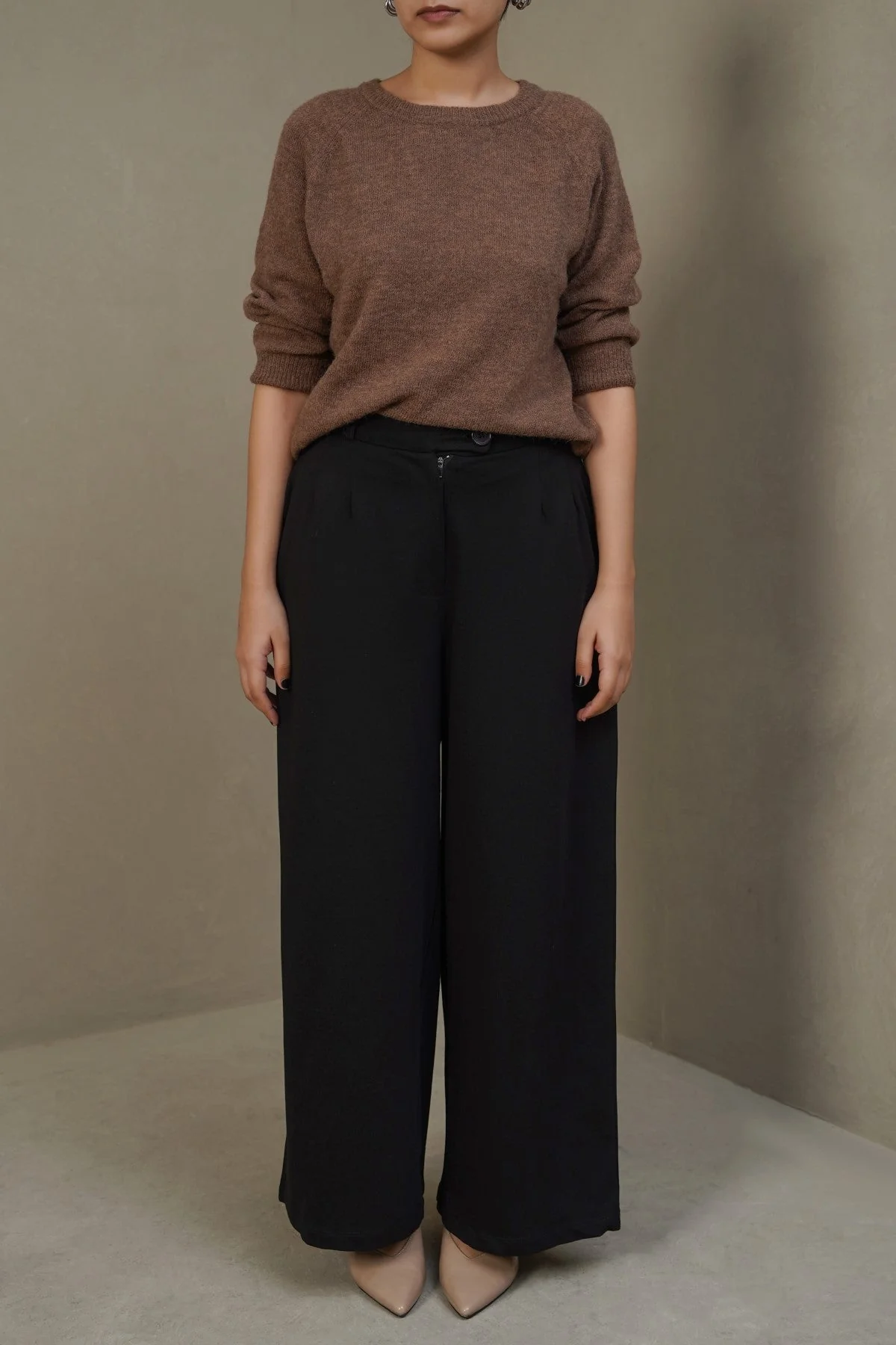 STRAIGHT LEG PANTS