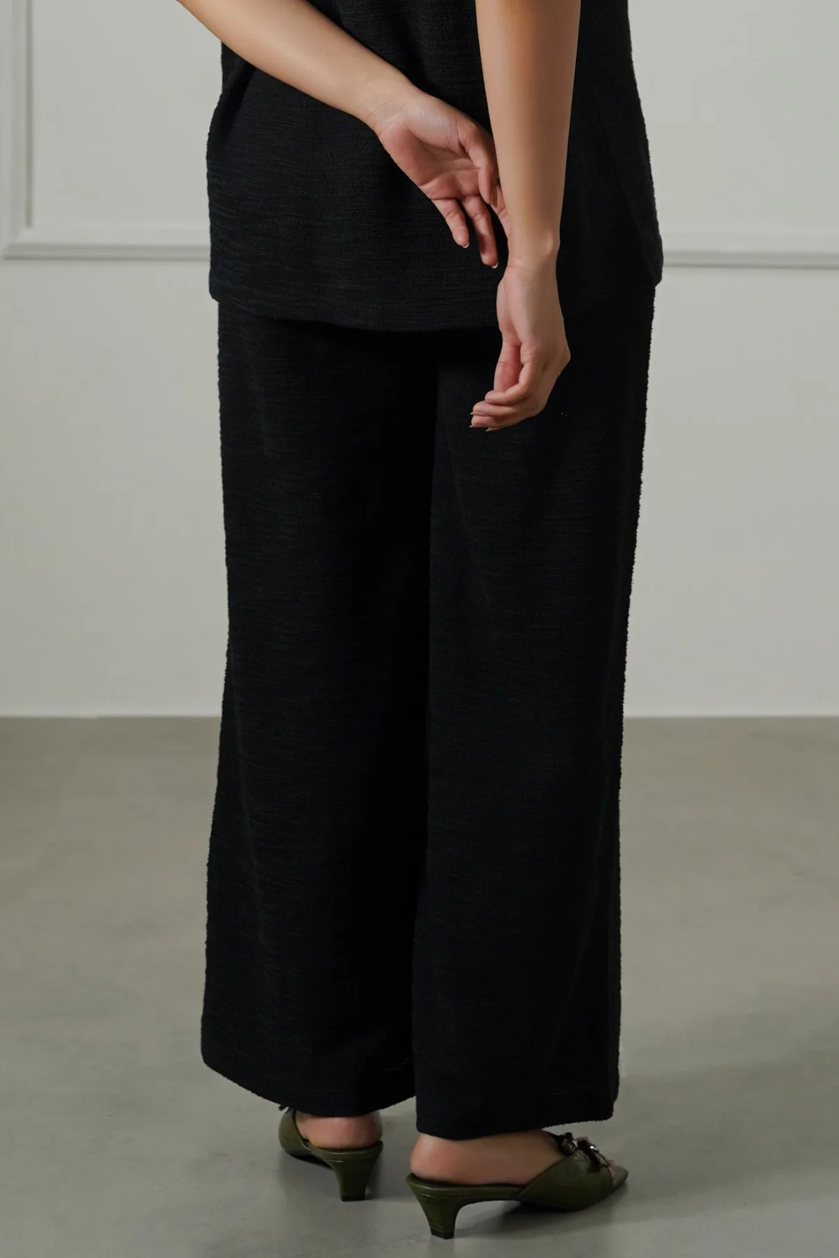 STRAIGHT TEXTURED PANTS - Image 5