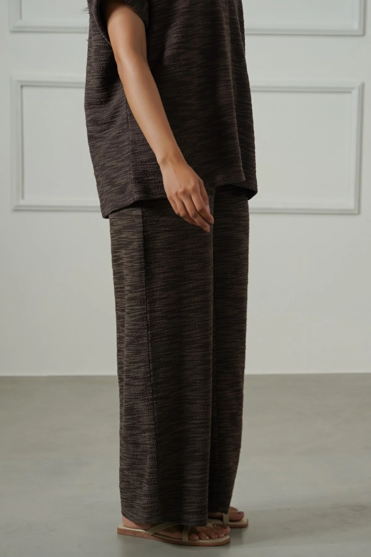 STRAIGHT TEXTURED PANTS - Image 4