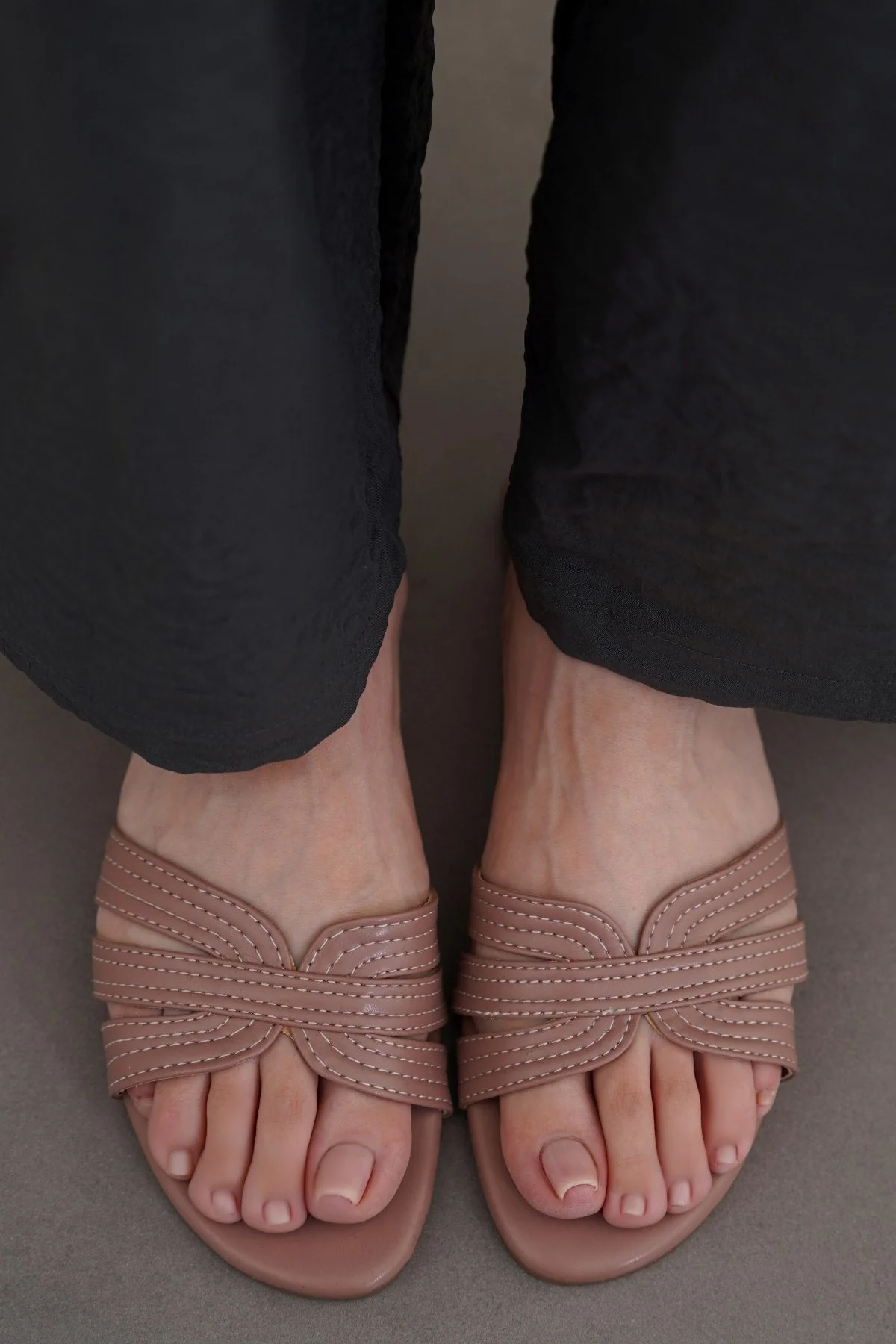 STRAPPY STITCH SLIDES - Image 4