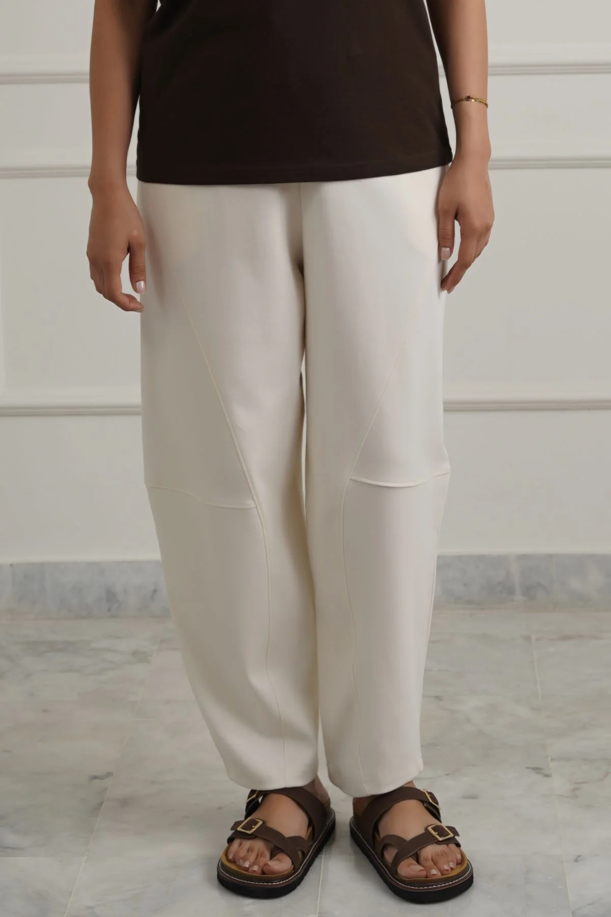 STUDIO BARREL PANTS