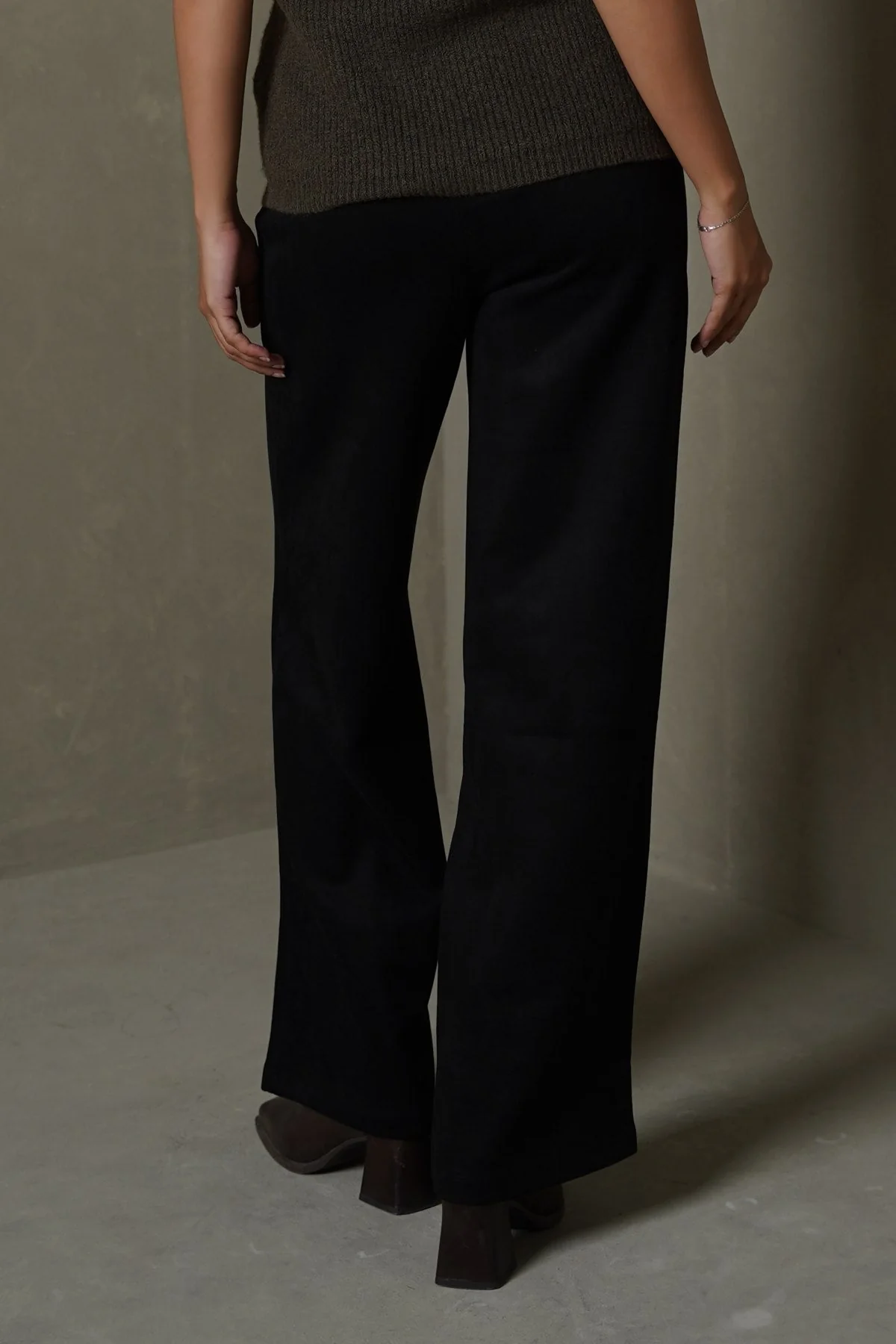 SUEDE EASY PANTS - Image 5
